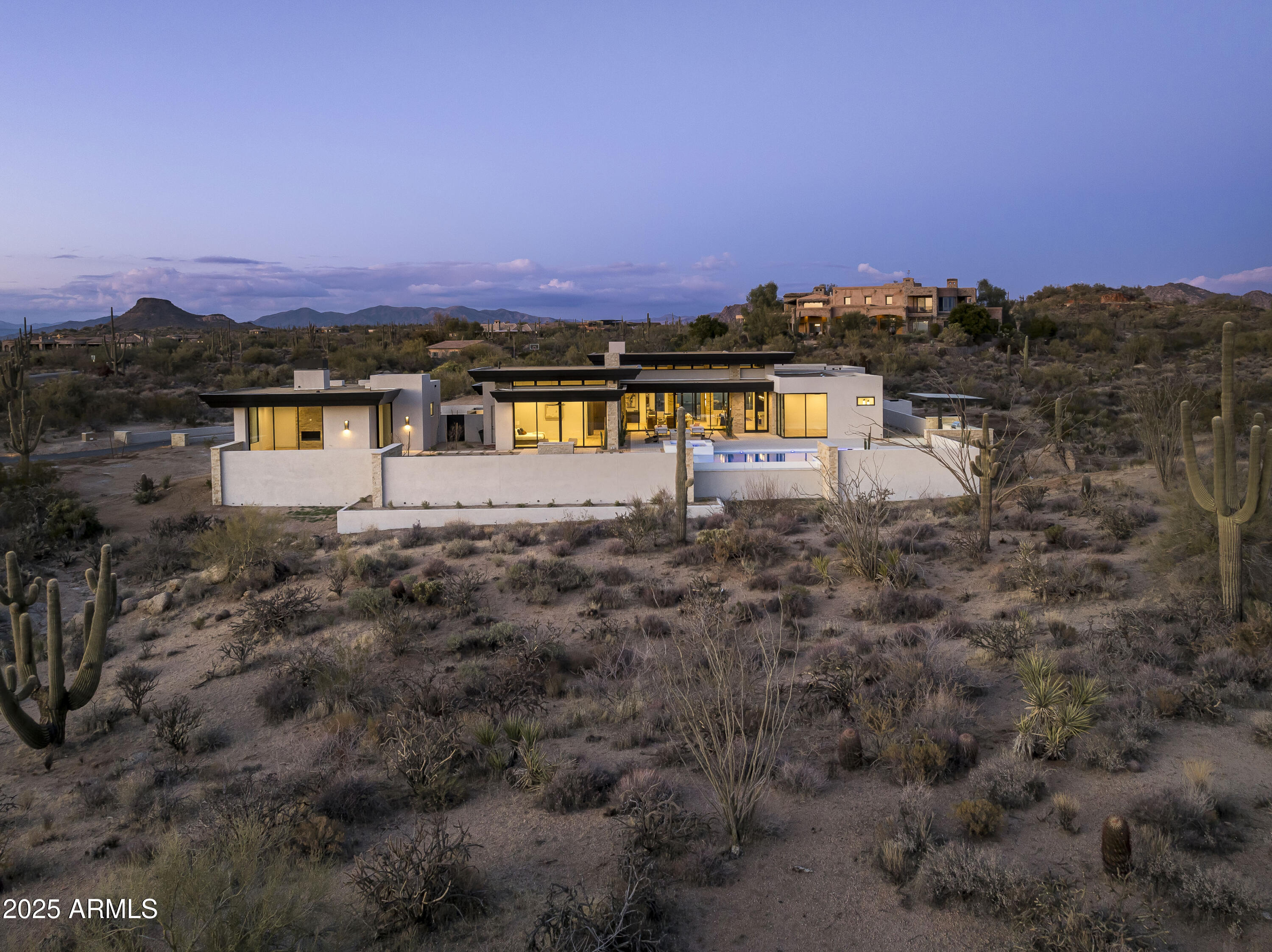 GOLDIE BROWN PINNACLE PEAK RANCH - Residential