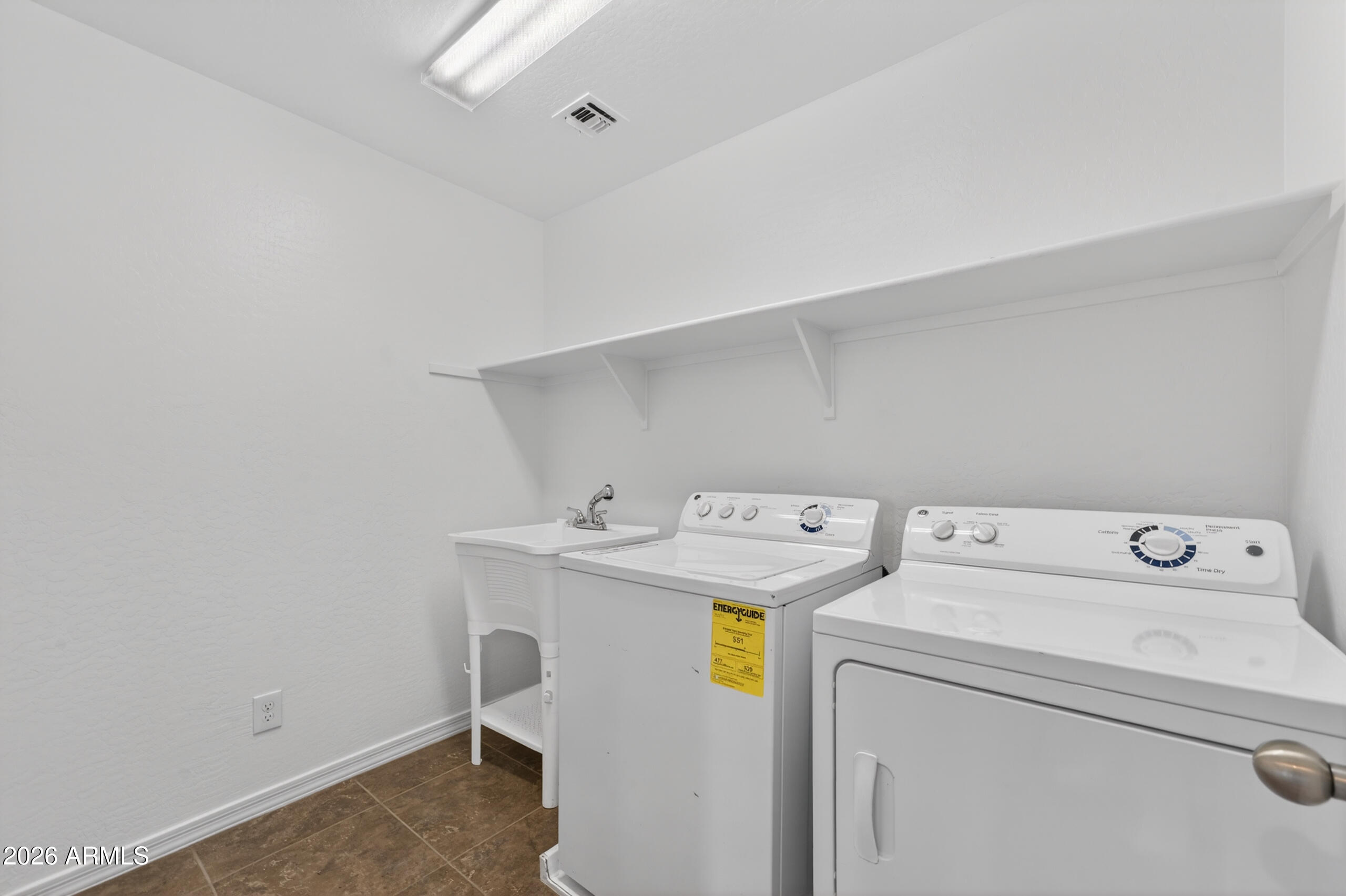 THOMPSON RANCH PHASE 4 - Residential