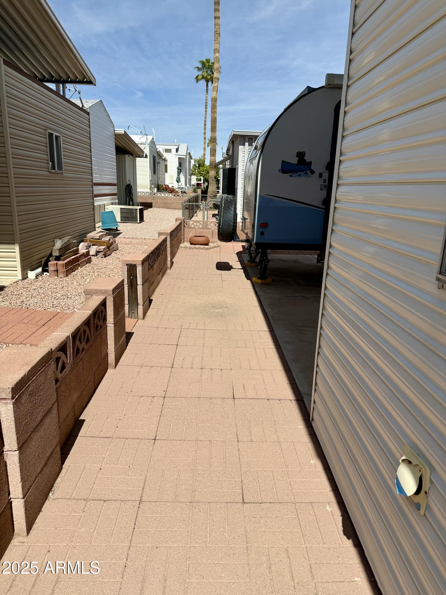 CARRIAGE MANOR RV RESORT - Land