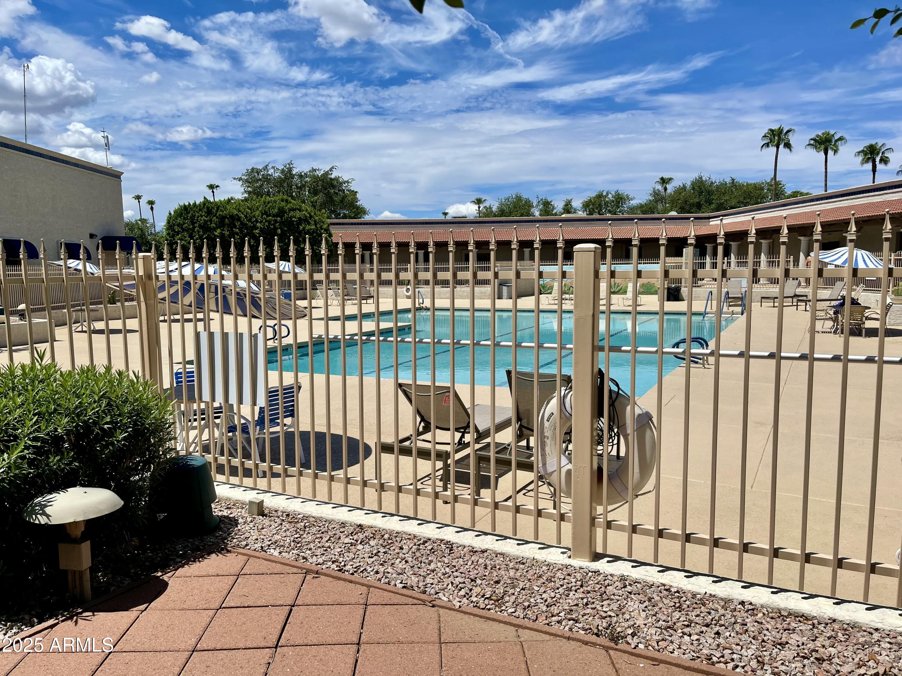 CARRIAGE MANOR RV RESORT - Land