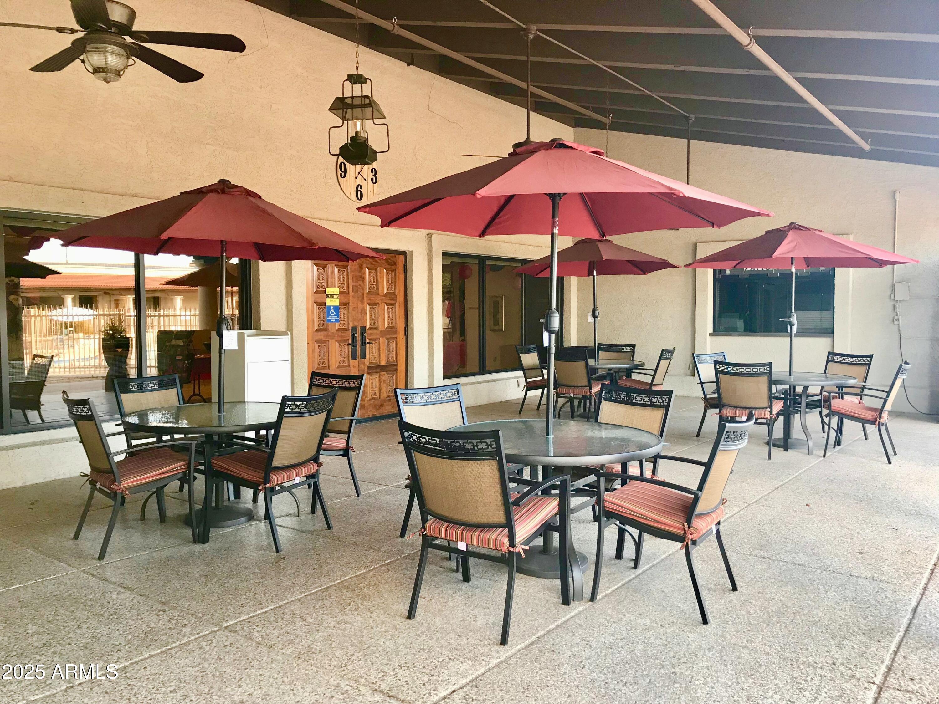 CARRIAGE MANOR RV RESORT - Land