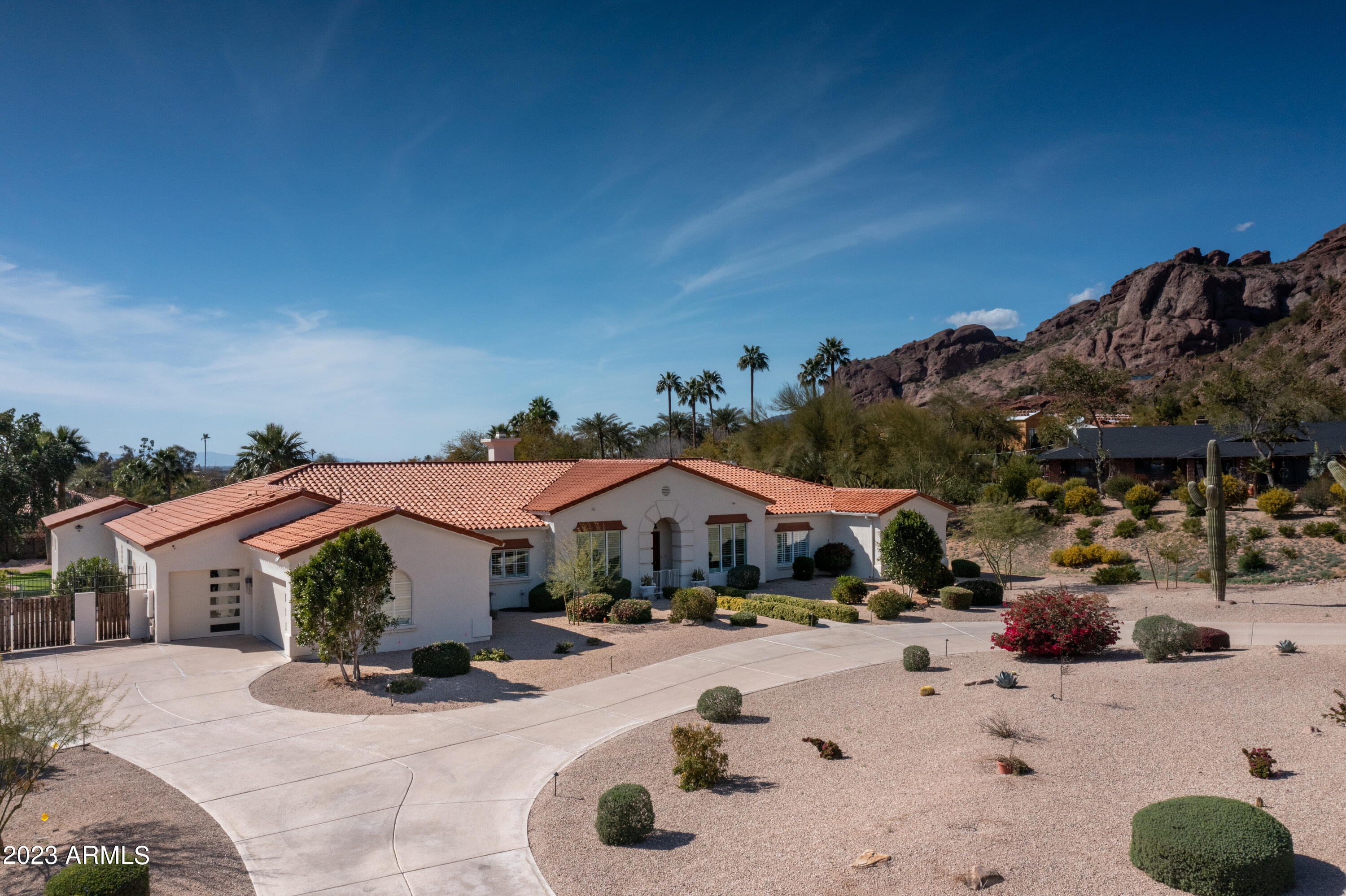 HIGHLANDS - Residential