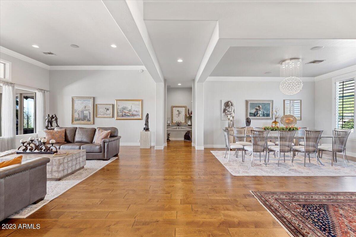 HIGHLANDS - Residential