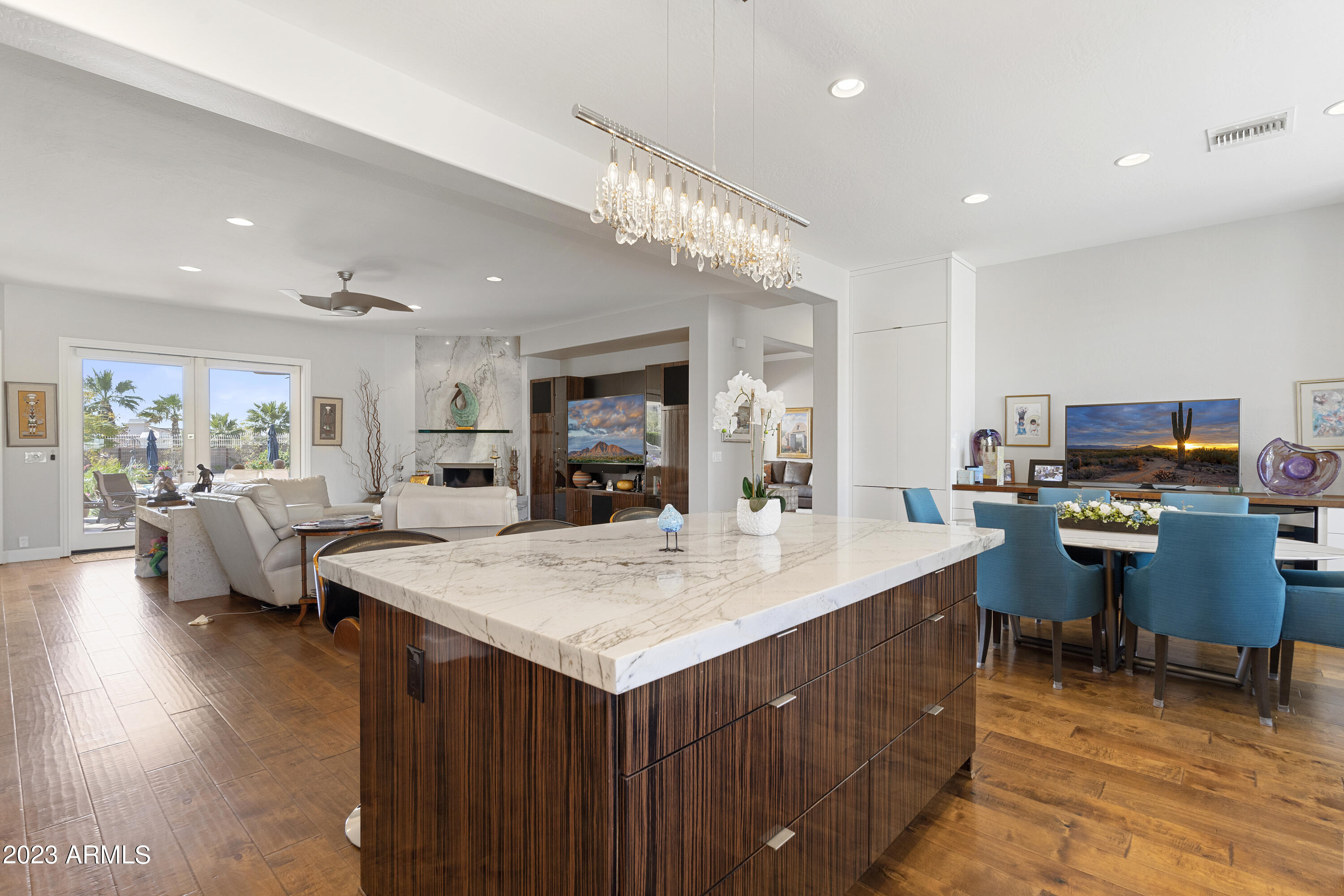 HIGHLANDS - Residential