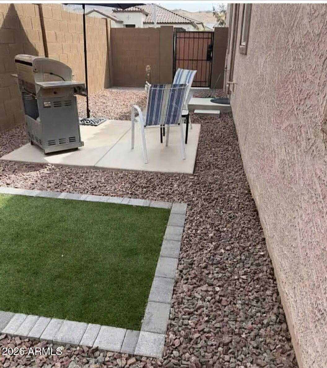 DOBBINS VILLAGE - Residential