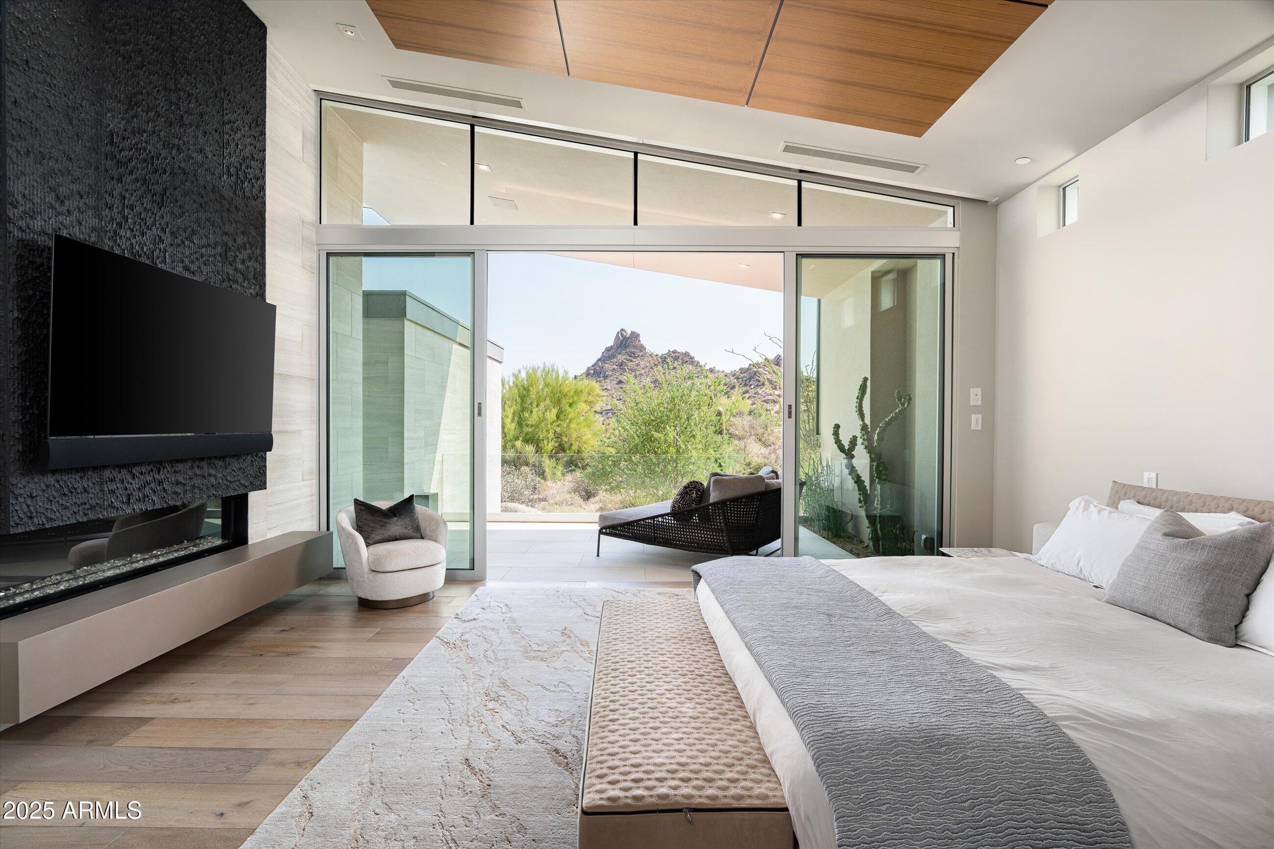 ESTANCIA - Residential
