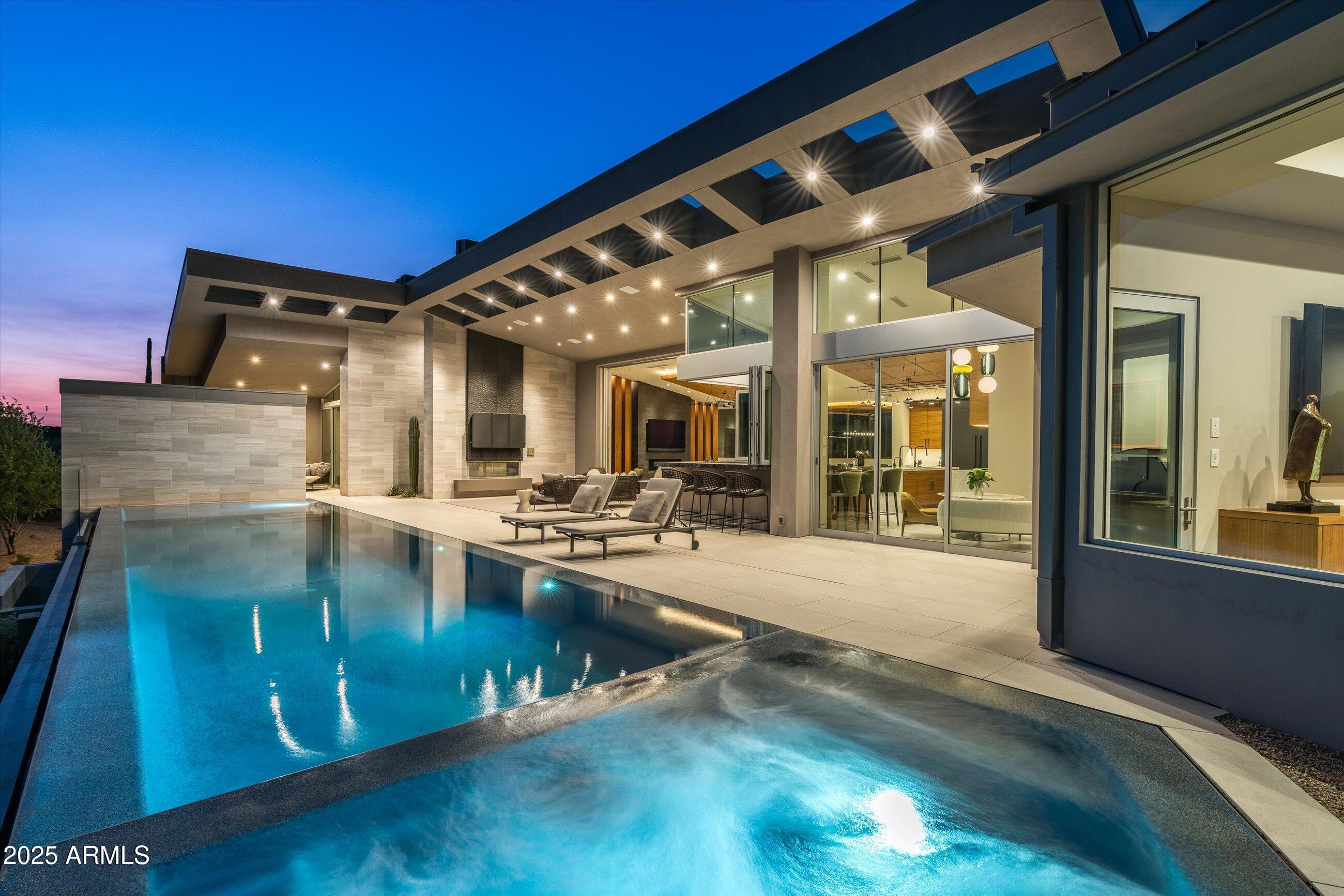 ESTANCIA - Residential