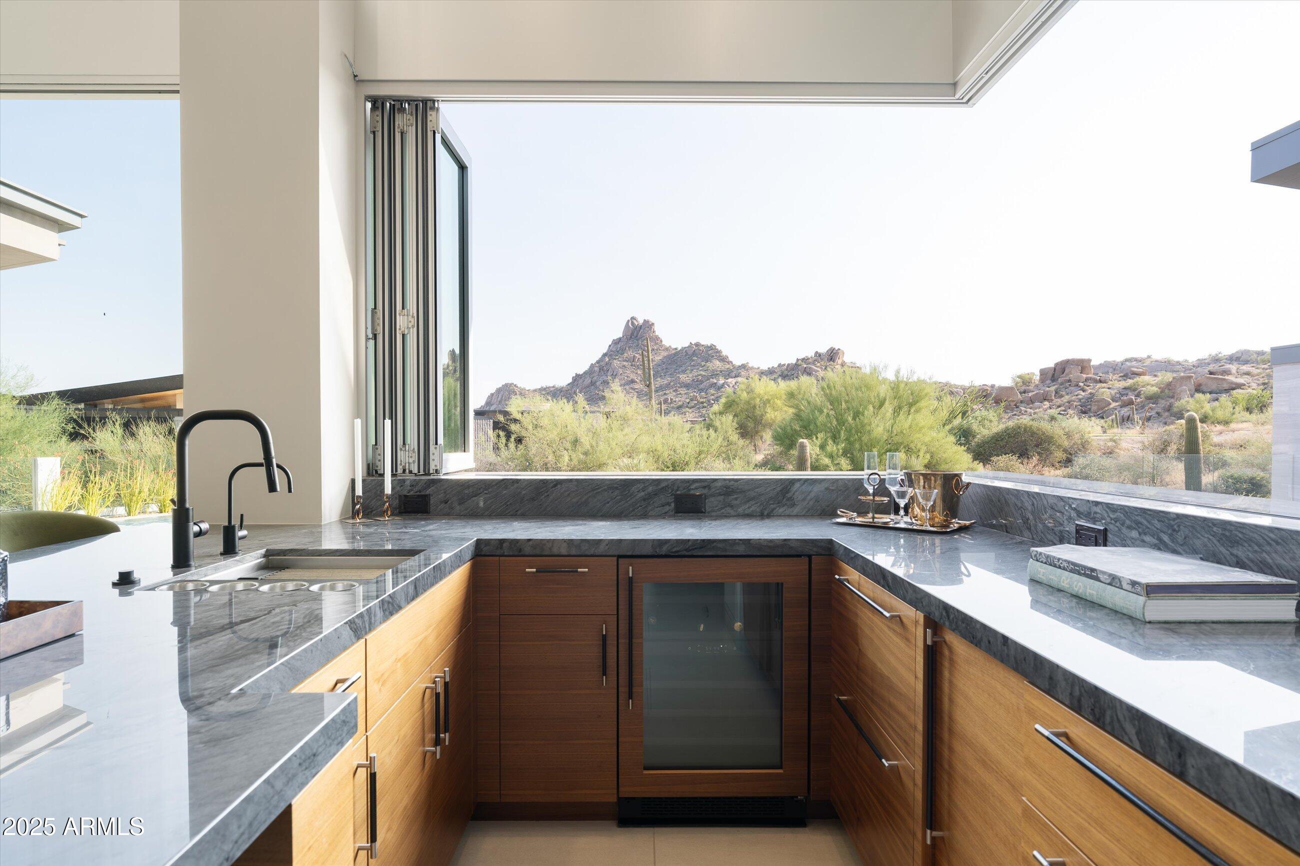 ESTANCIA - Residential
