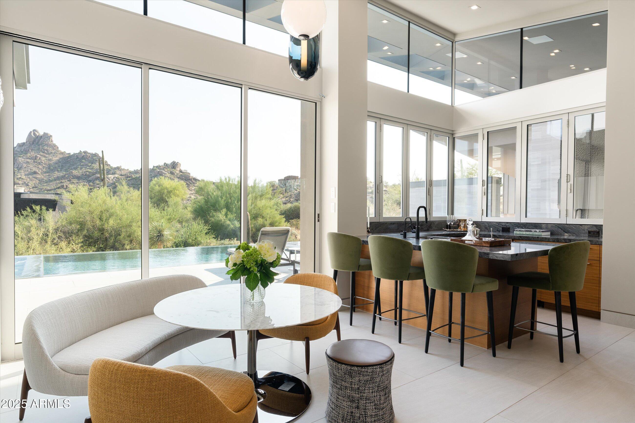 ESTANCIA - Residential