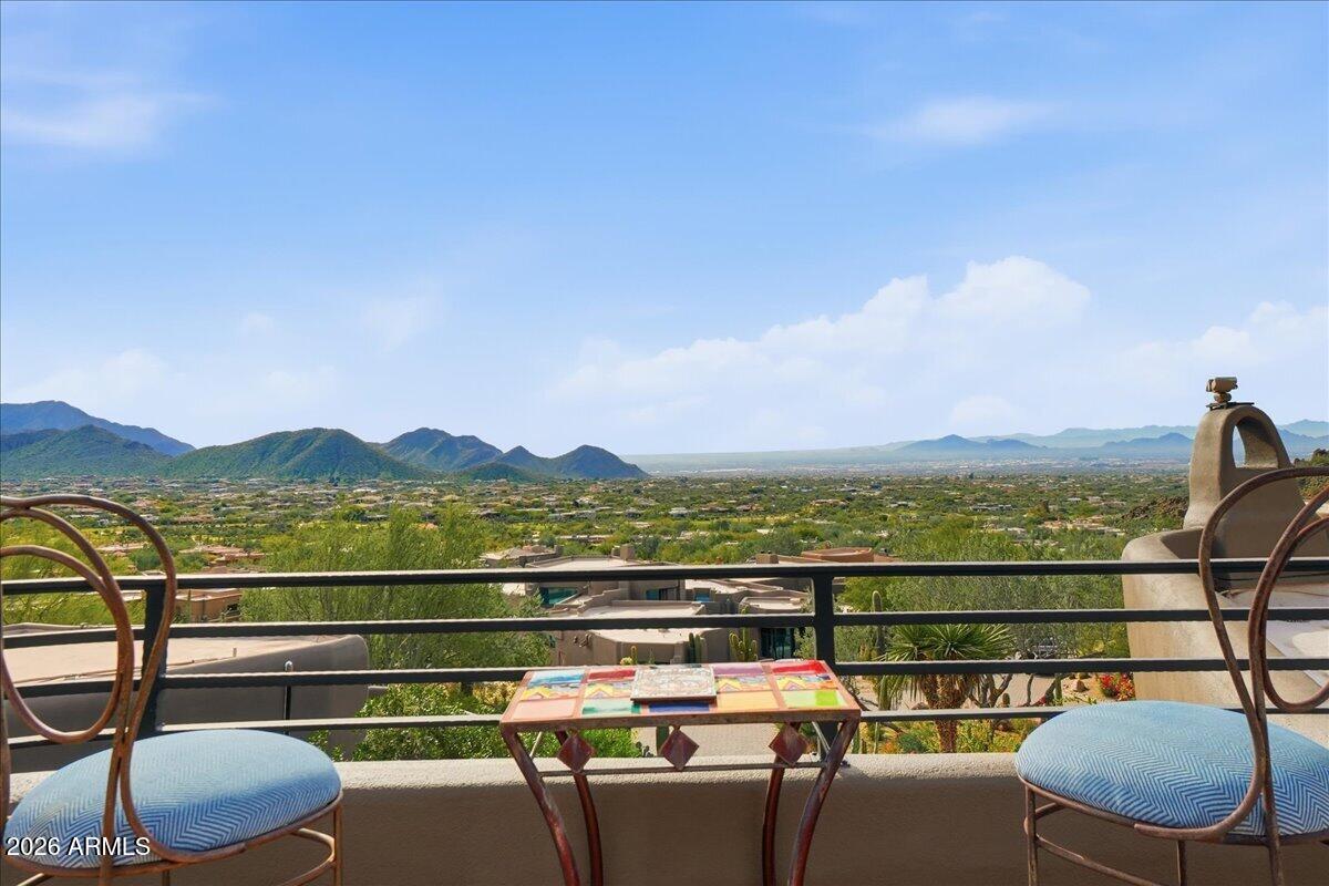 DESERT HIGHLANDS - Residential