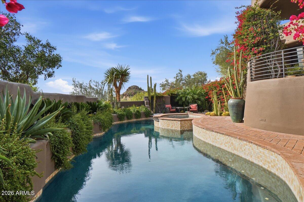 DESERT HIGHLANDS - Residential