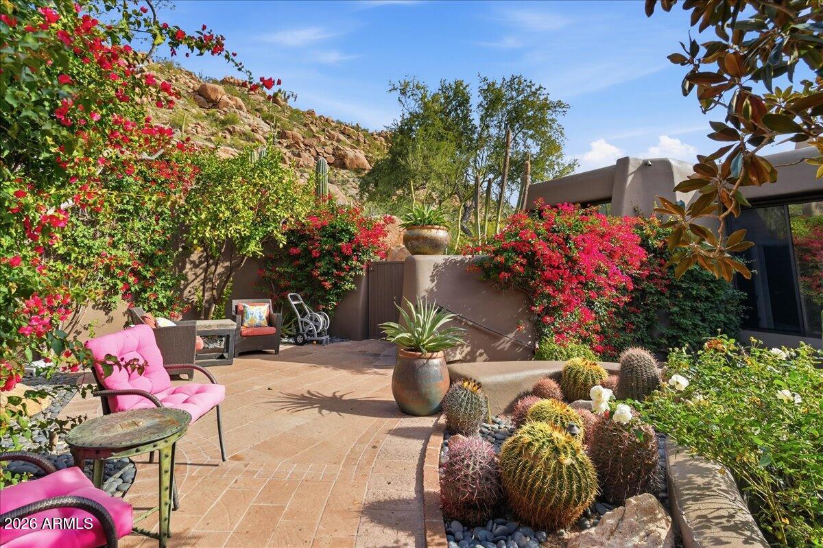 DESERT HIGHLANDS - Residential