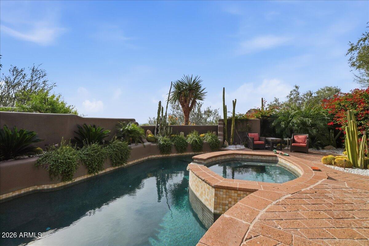 DESERT HIGHLANDS - Residential