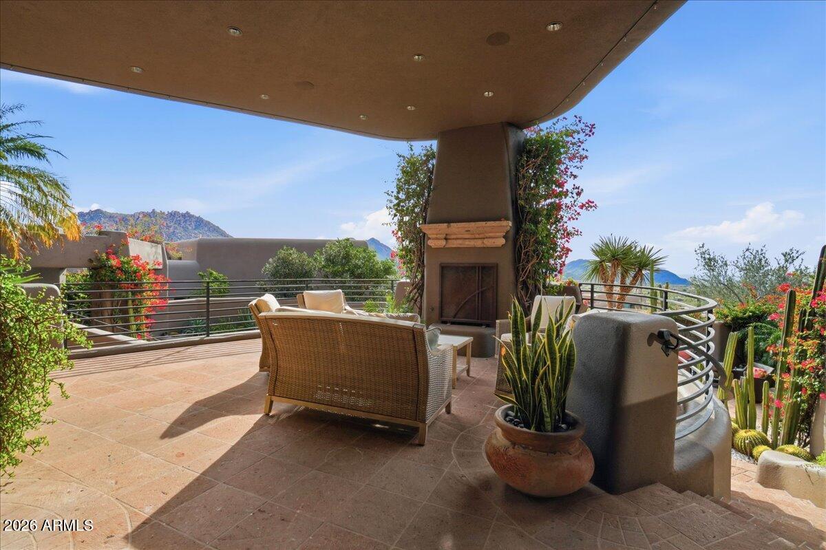 DESERT HIGHLANDS - Residential