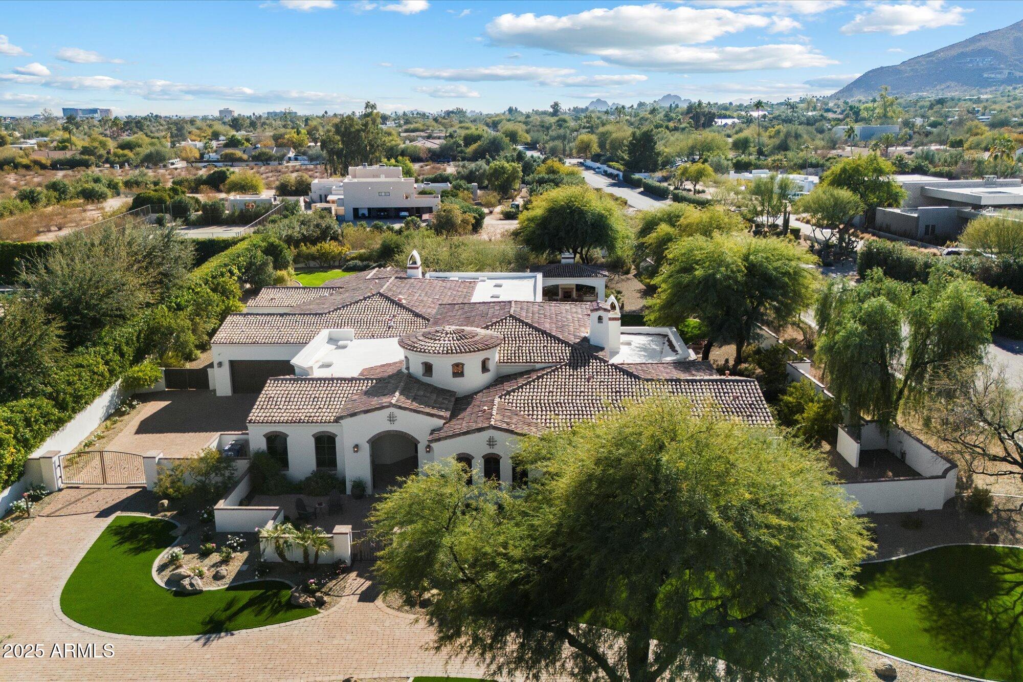 Paradise Valley - Residential