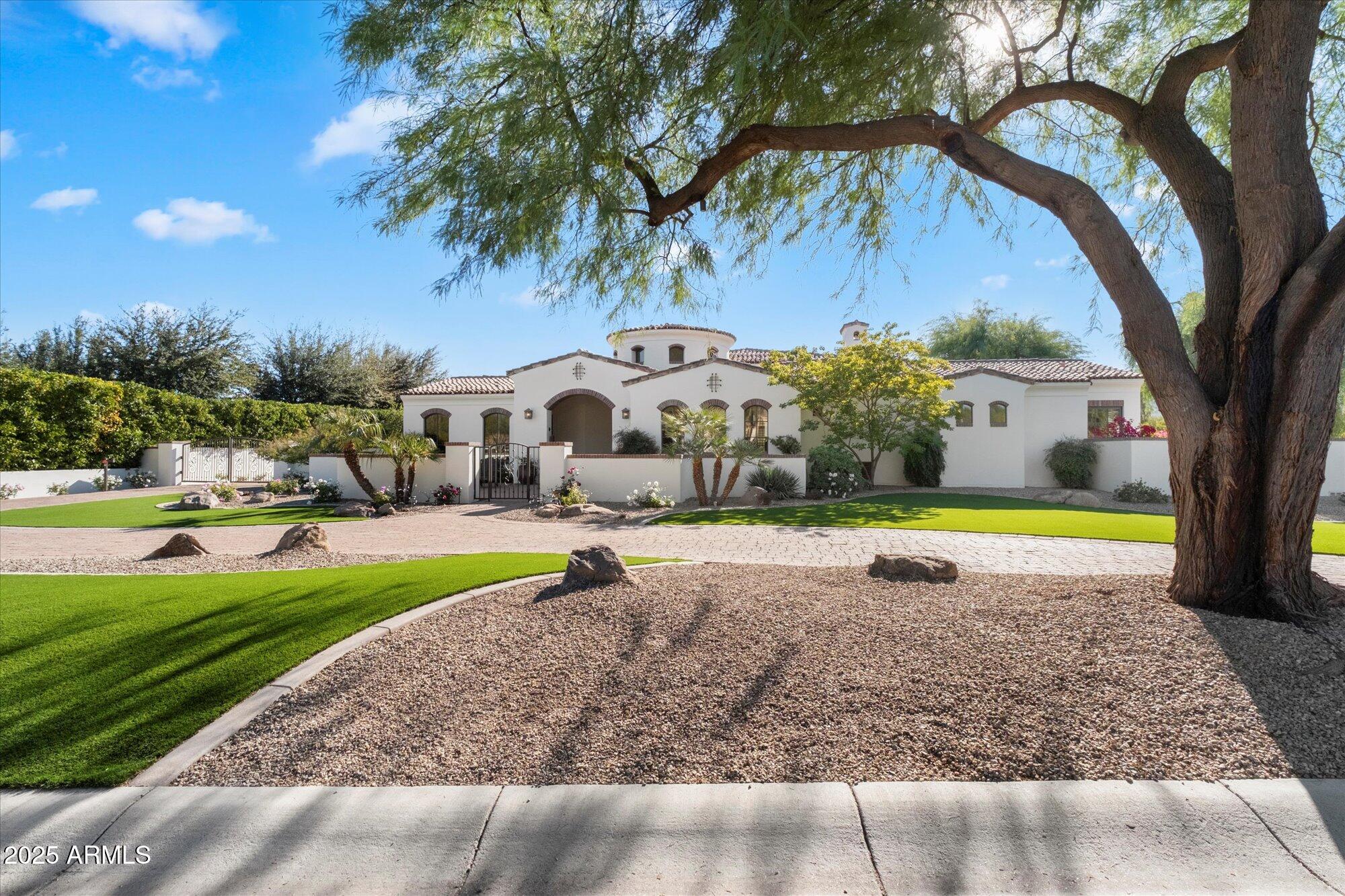 Paradise Valley - Residential
