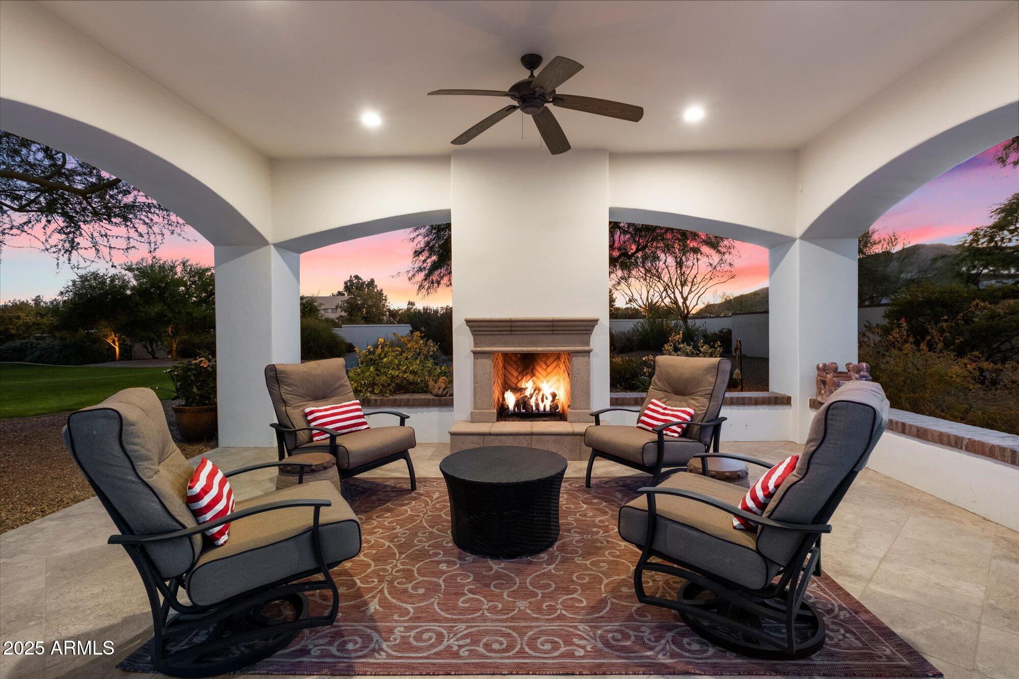 Paradise Valley - Residential