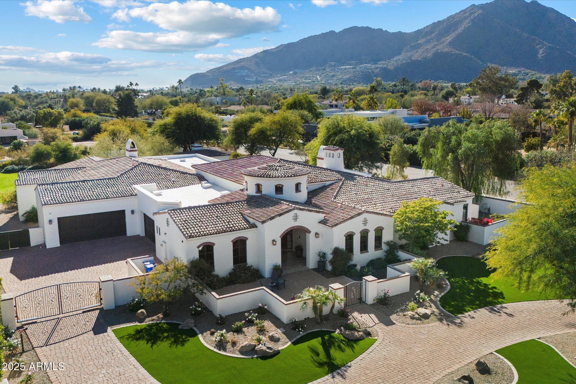 Paradise Valley - Residential
