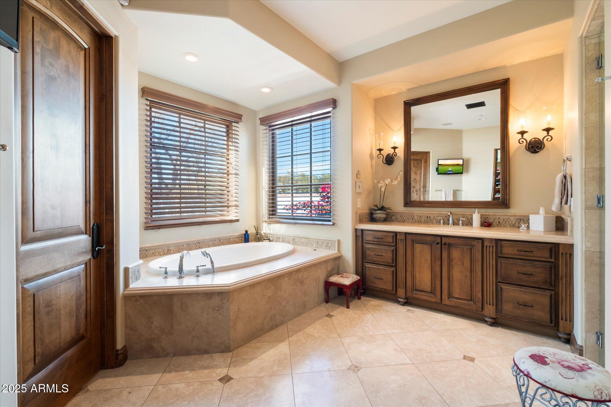 Paradise Valley - Residential