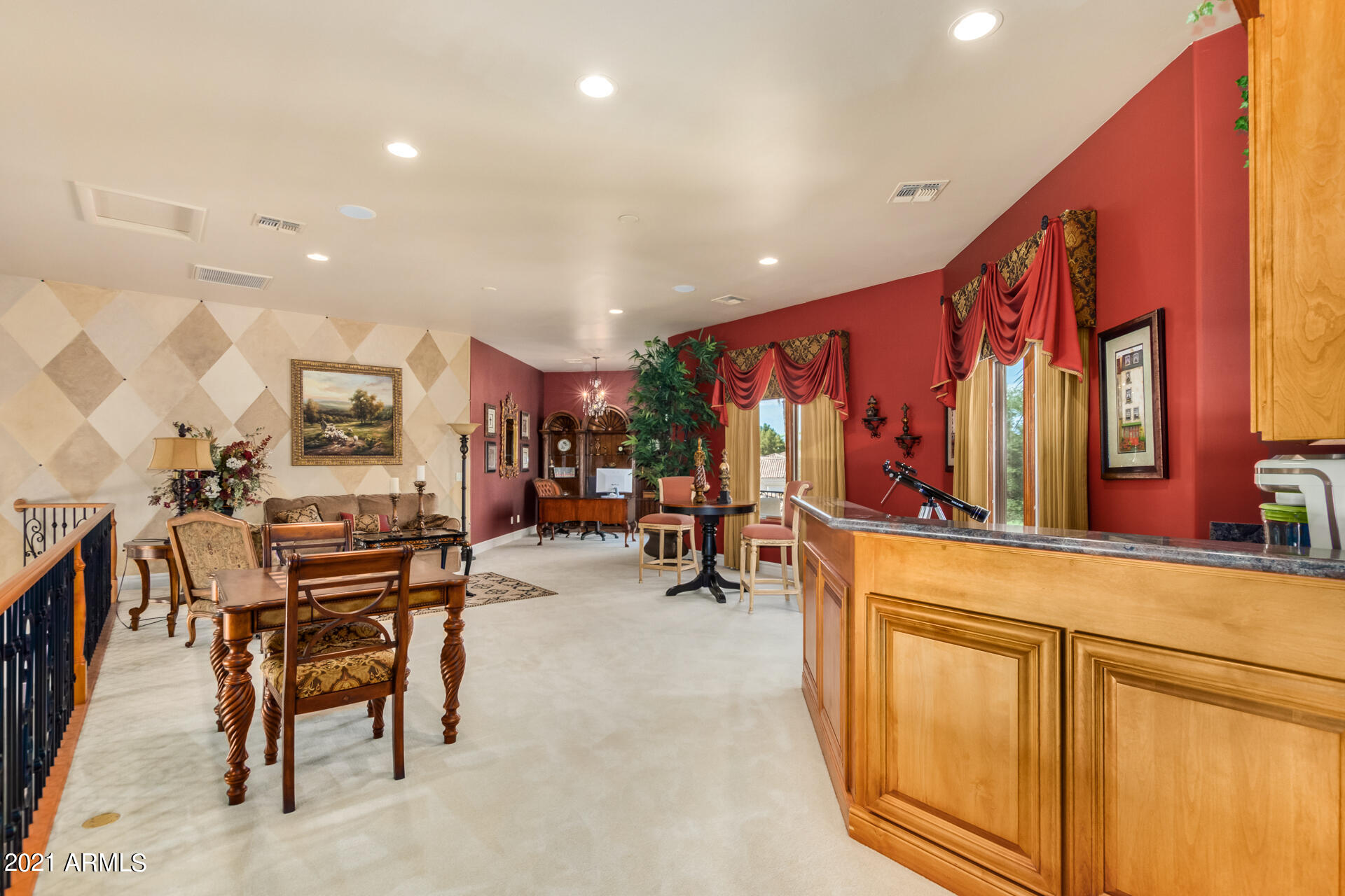 OAKWOOD HILLS ESTATES - Residential
