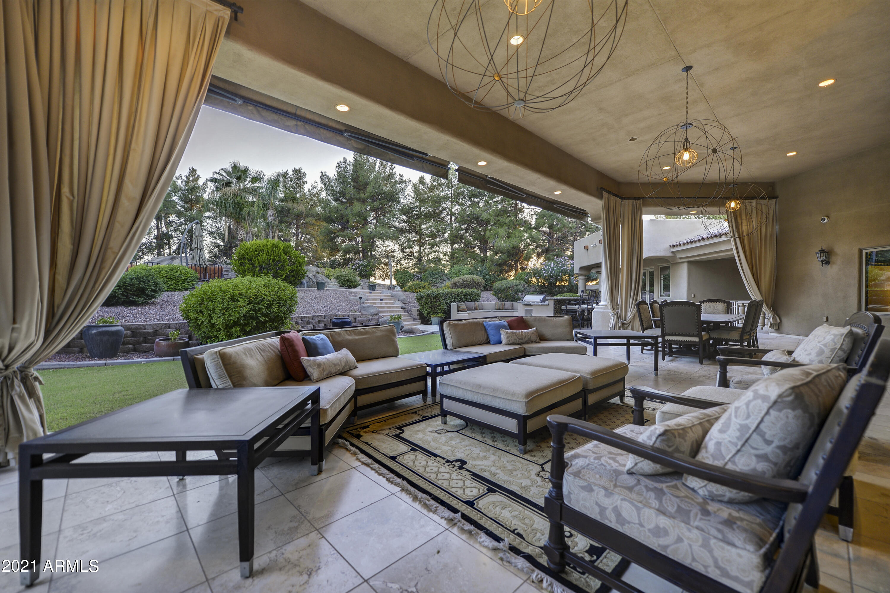OAKWOOD HILLS ESTATES - Residential