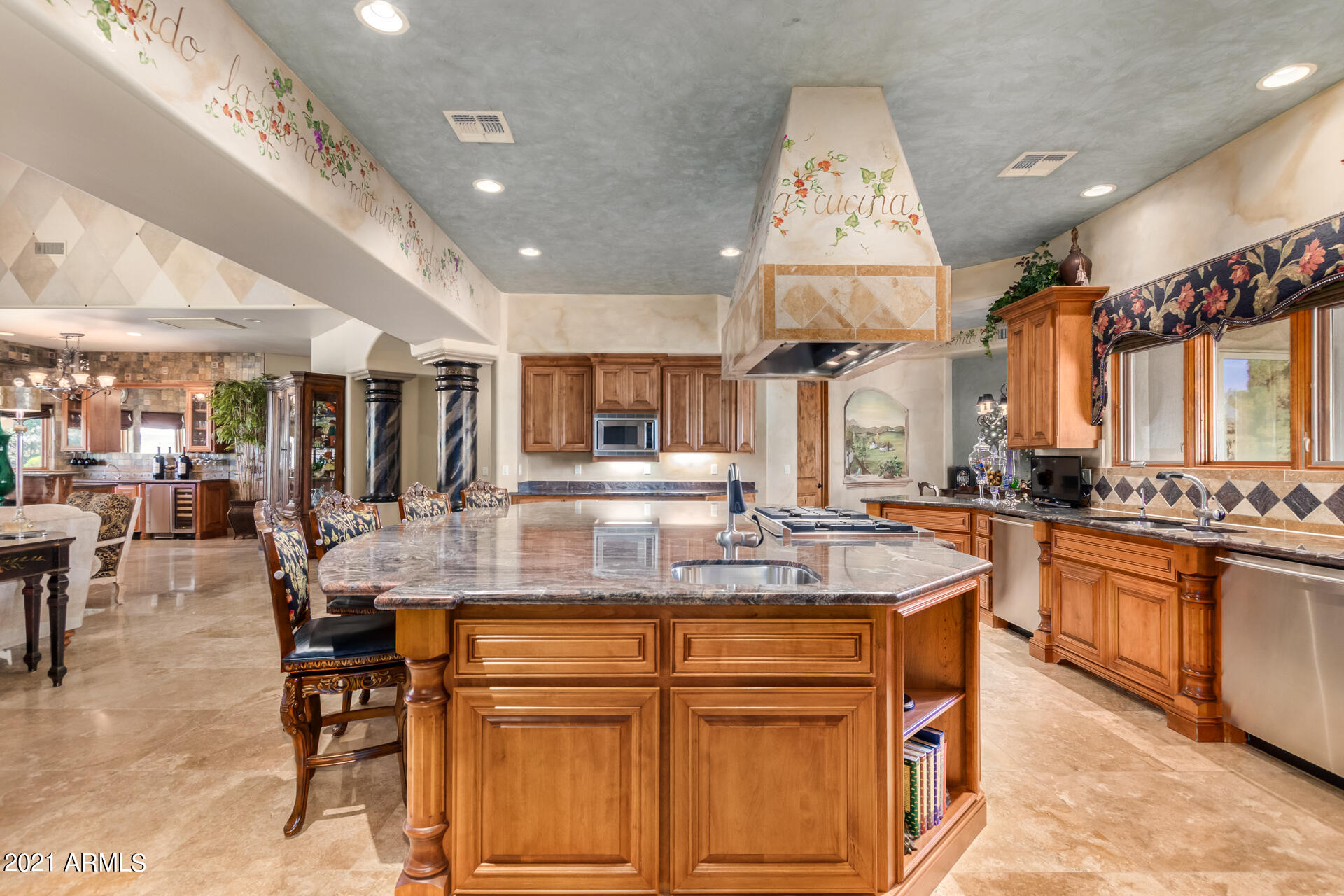 OAKWOOD HILLS ESTATES - Residential