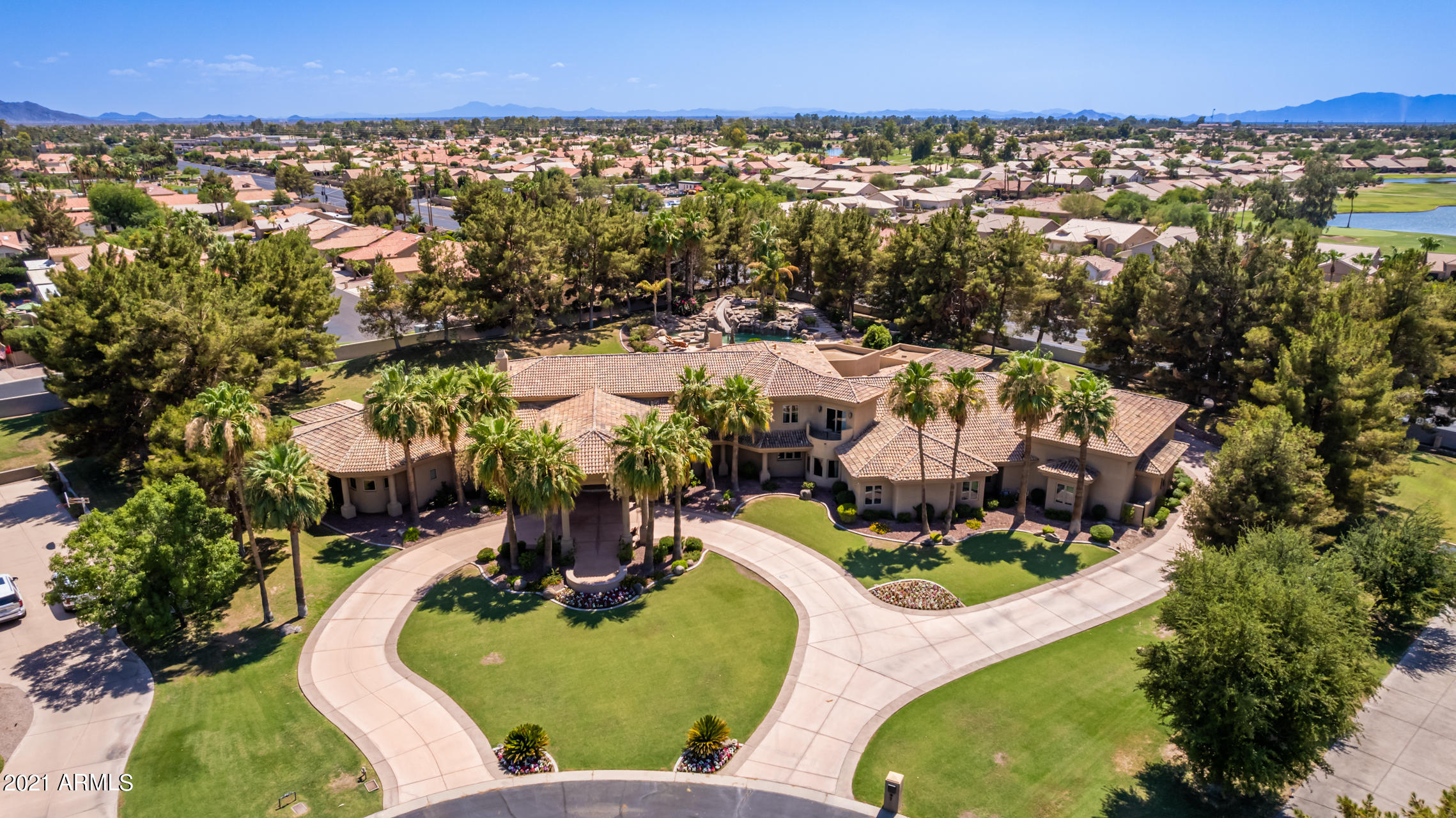 OAKWOOD HILLS ESTATES - Residential