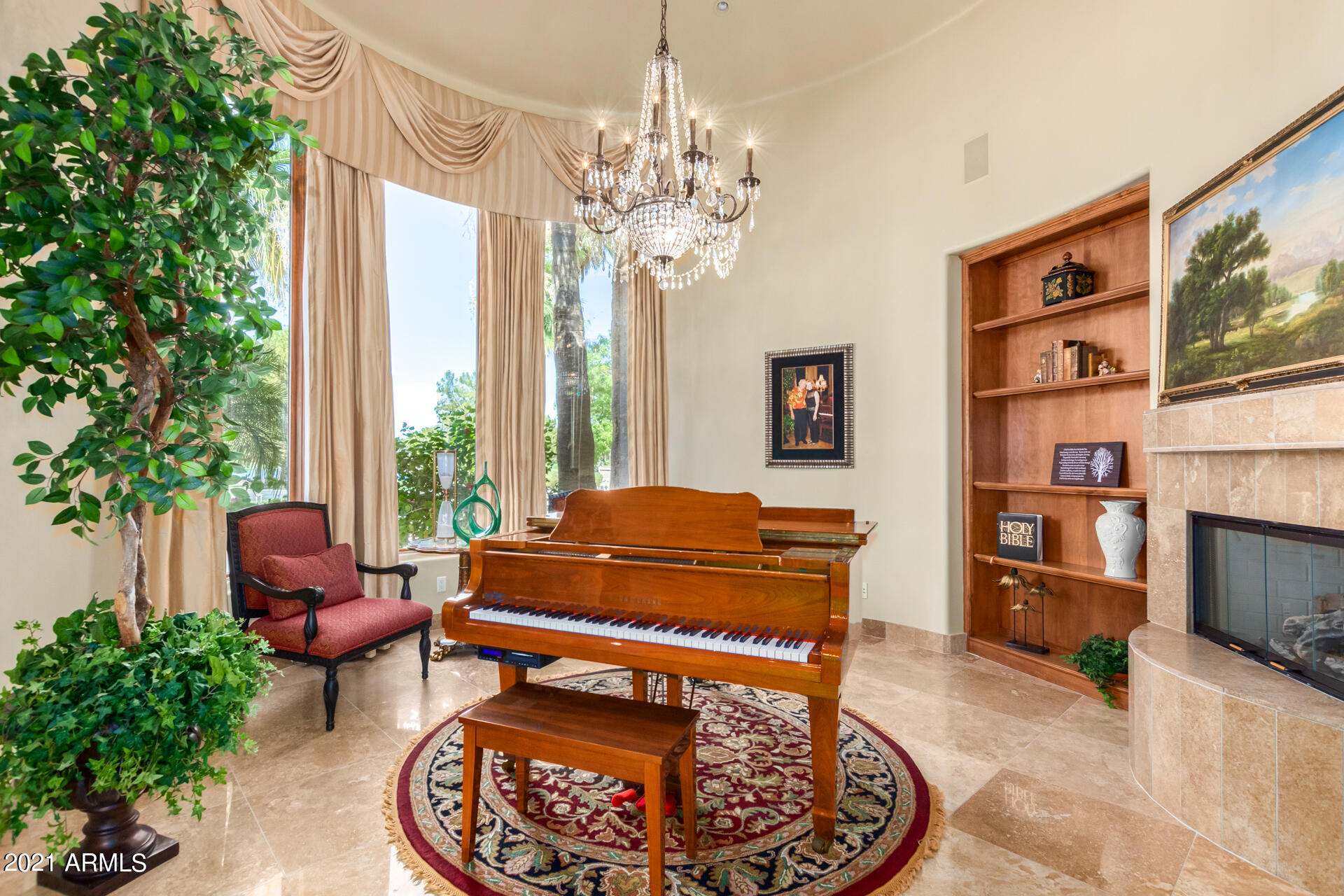 OAKWOOD HILLS ESTATES - Residential