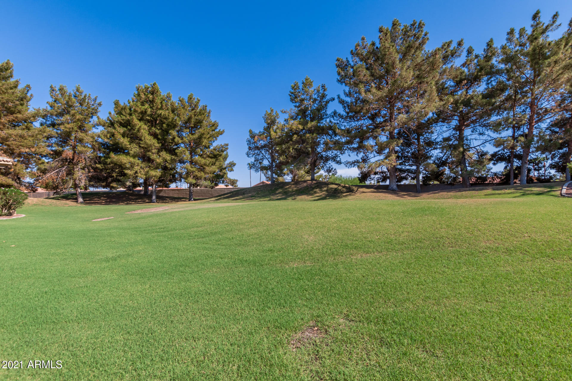 OAKWOOD HILLS ESTATES - Residential
