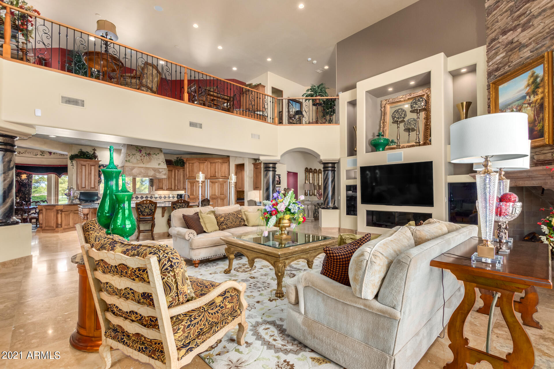 OAKWOOD HILLS ESTATES - Residential