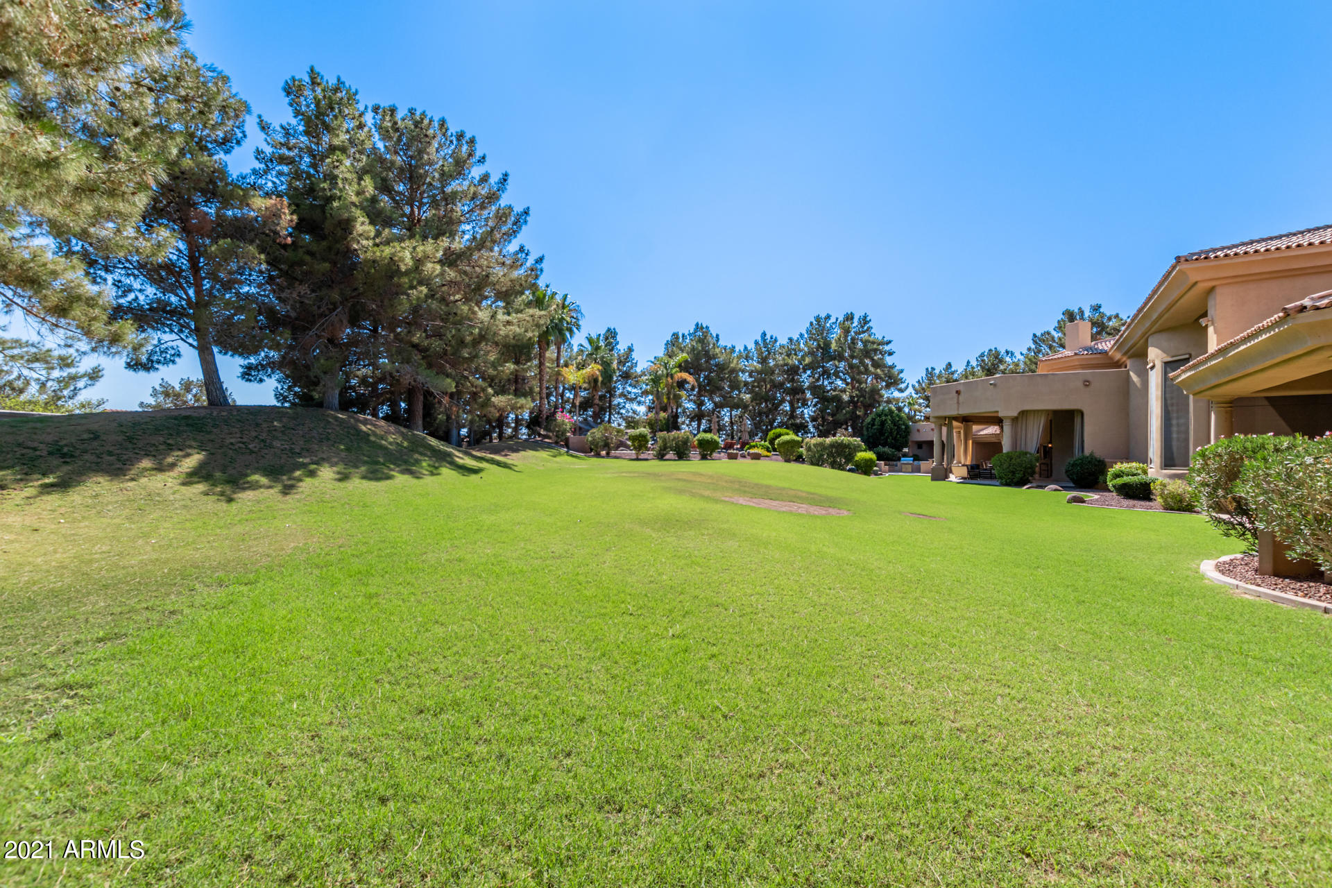 OAKWOOD HILLS ESTATES - Residential