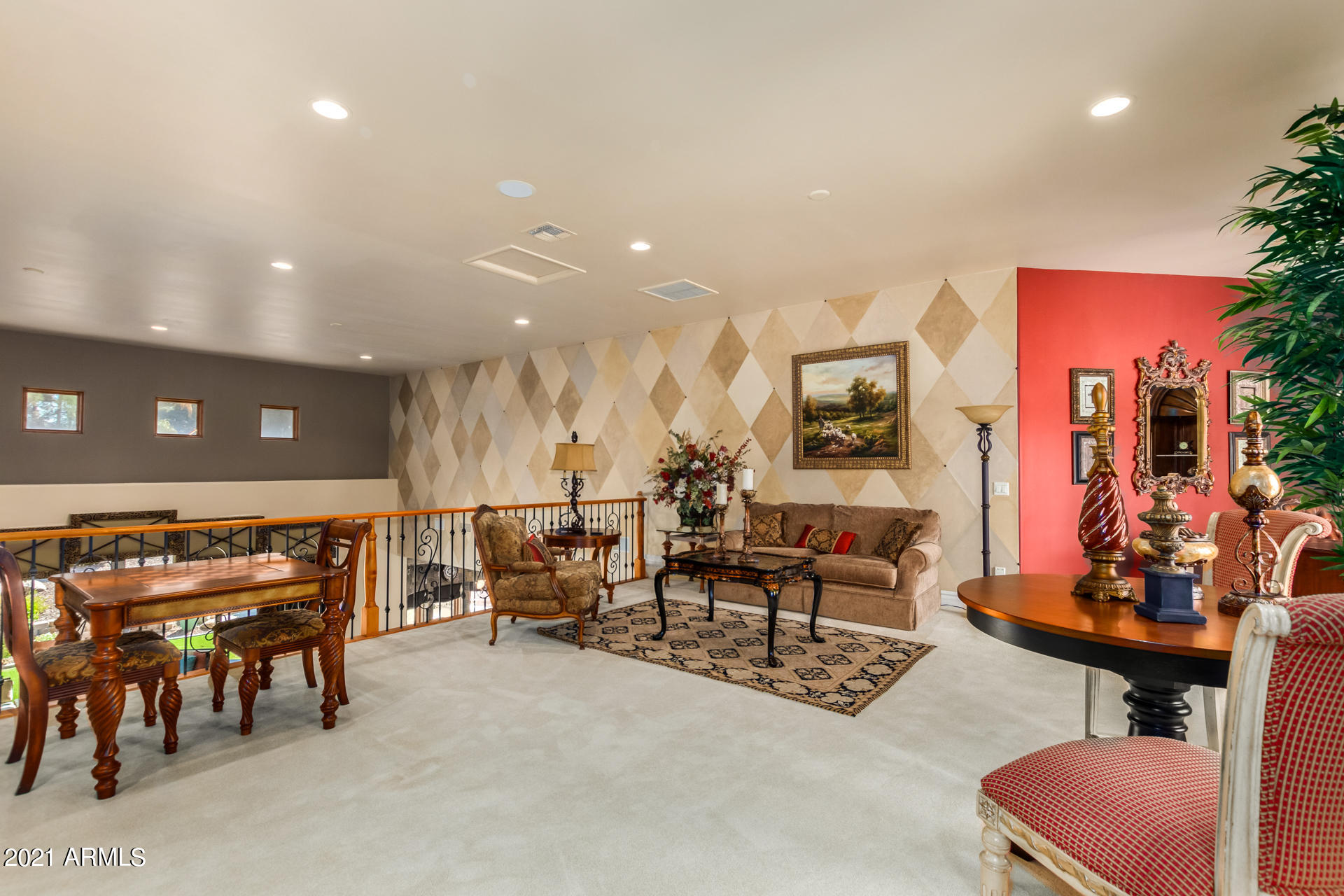OAKWOOD HILLS ESTATES - Residential
