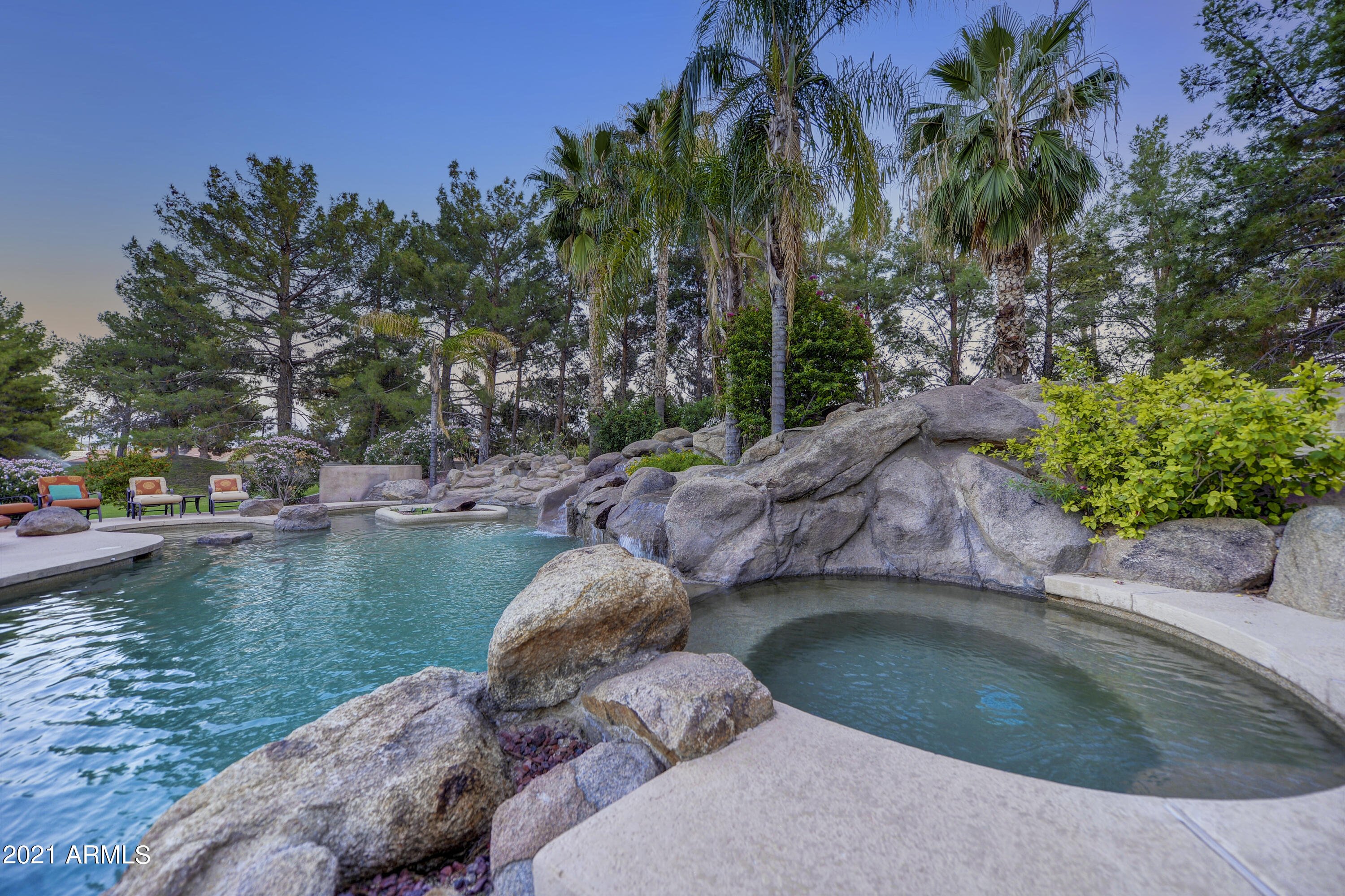 OAKWOOD HILLS ESTATES - Residential