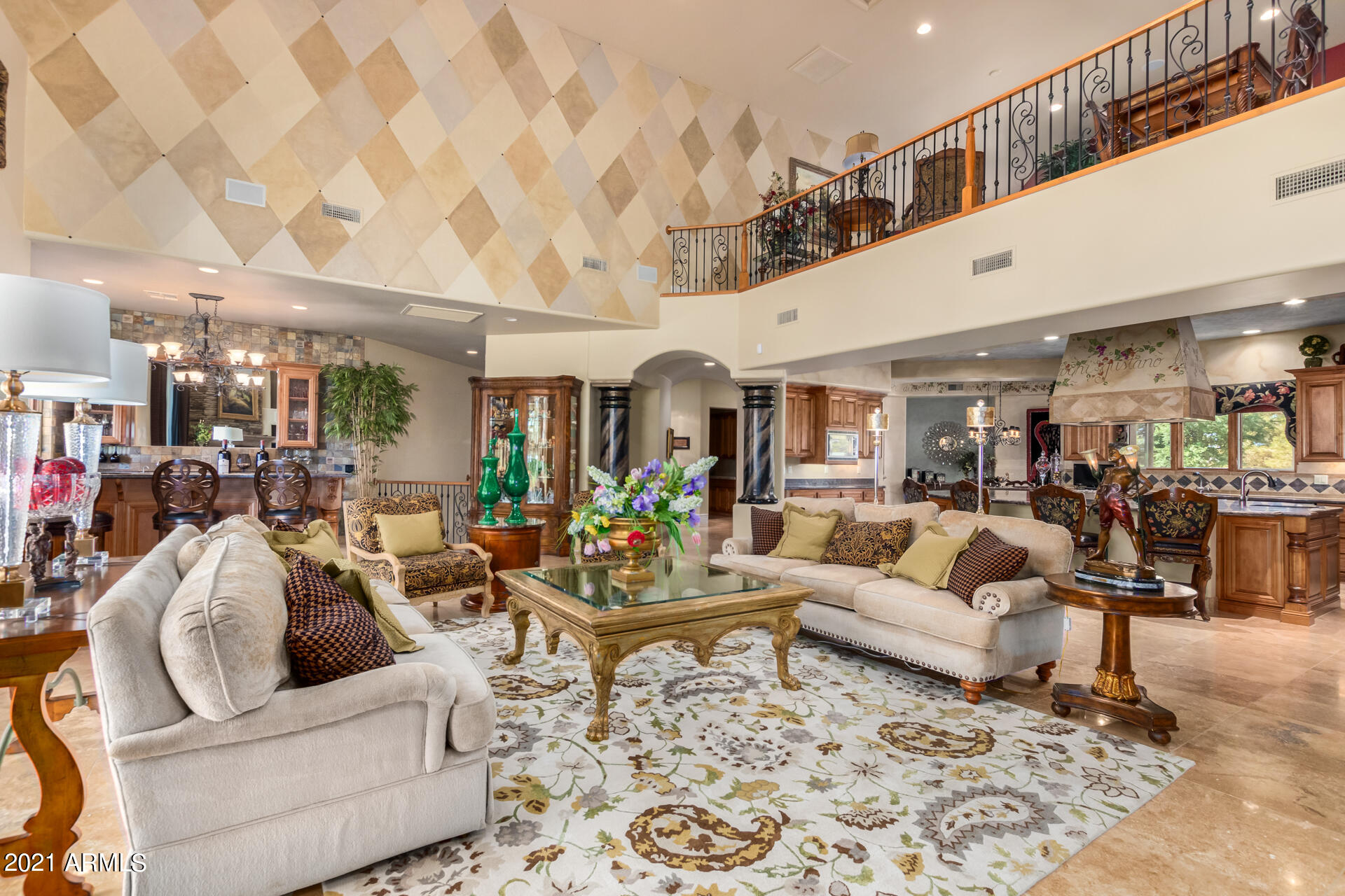 OAKWOOD HILLS ESTATES - Residential