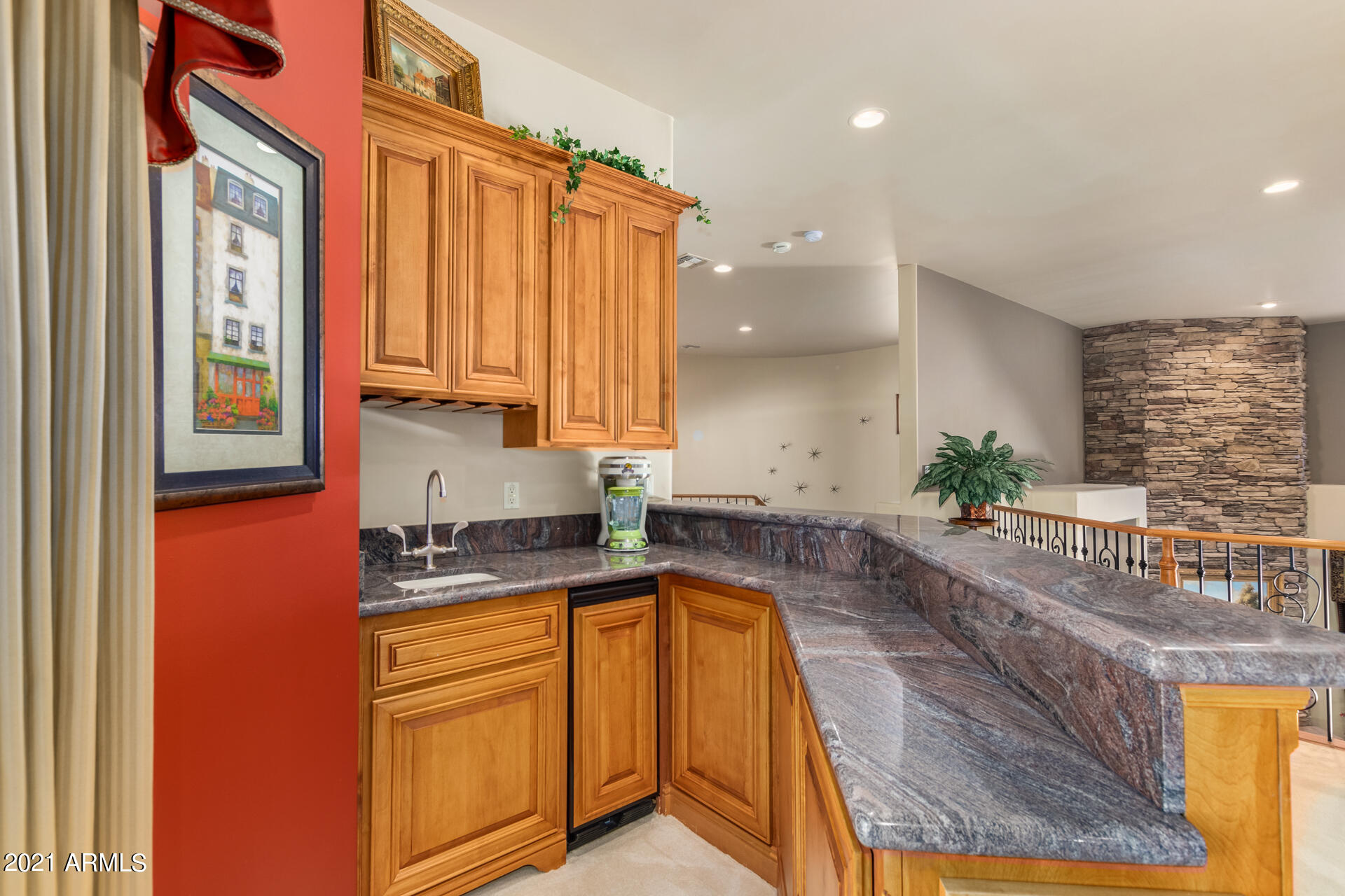 OAKWOOD HILLS ESTATES - Residential