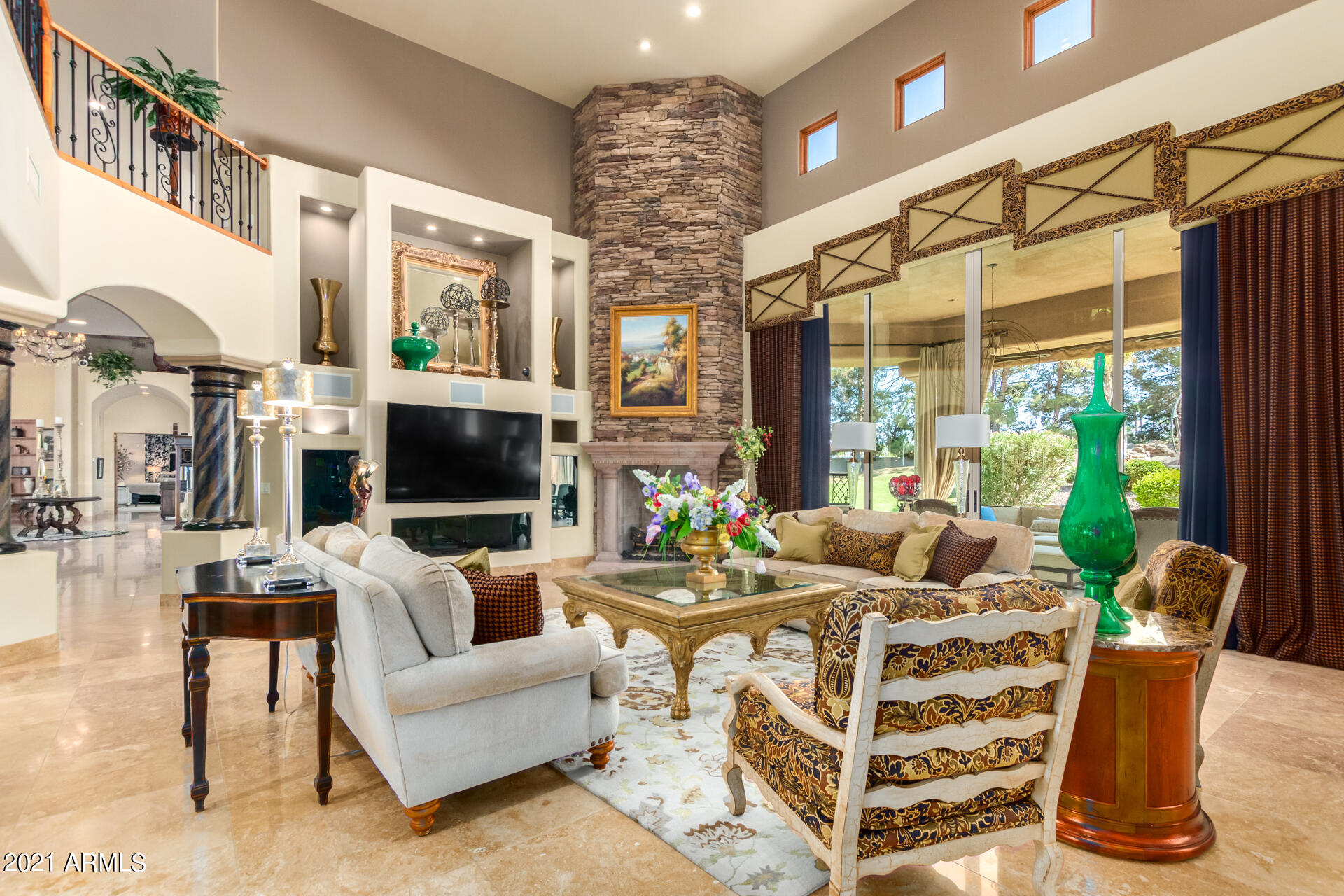 OAKWOOD HILLS ESTATES - Residential