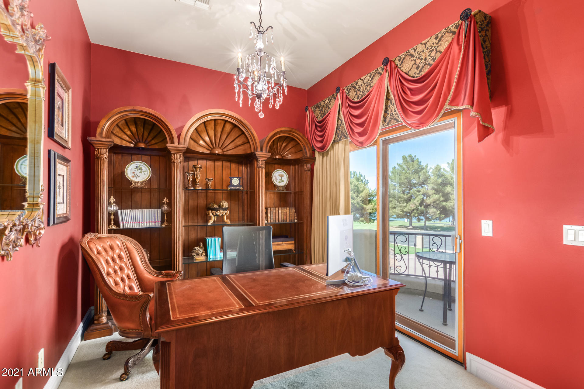 OAKWOOD HILLS ESTATES - Residential