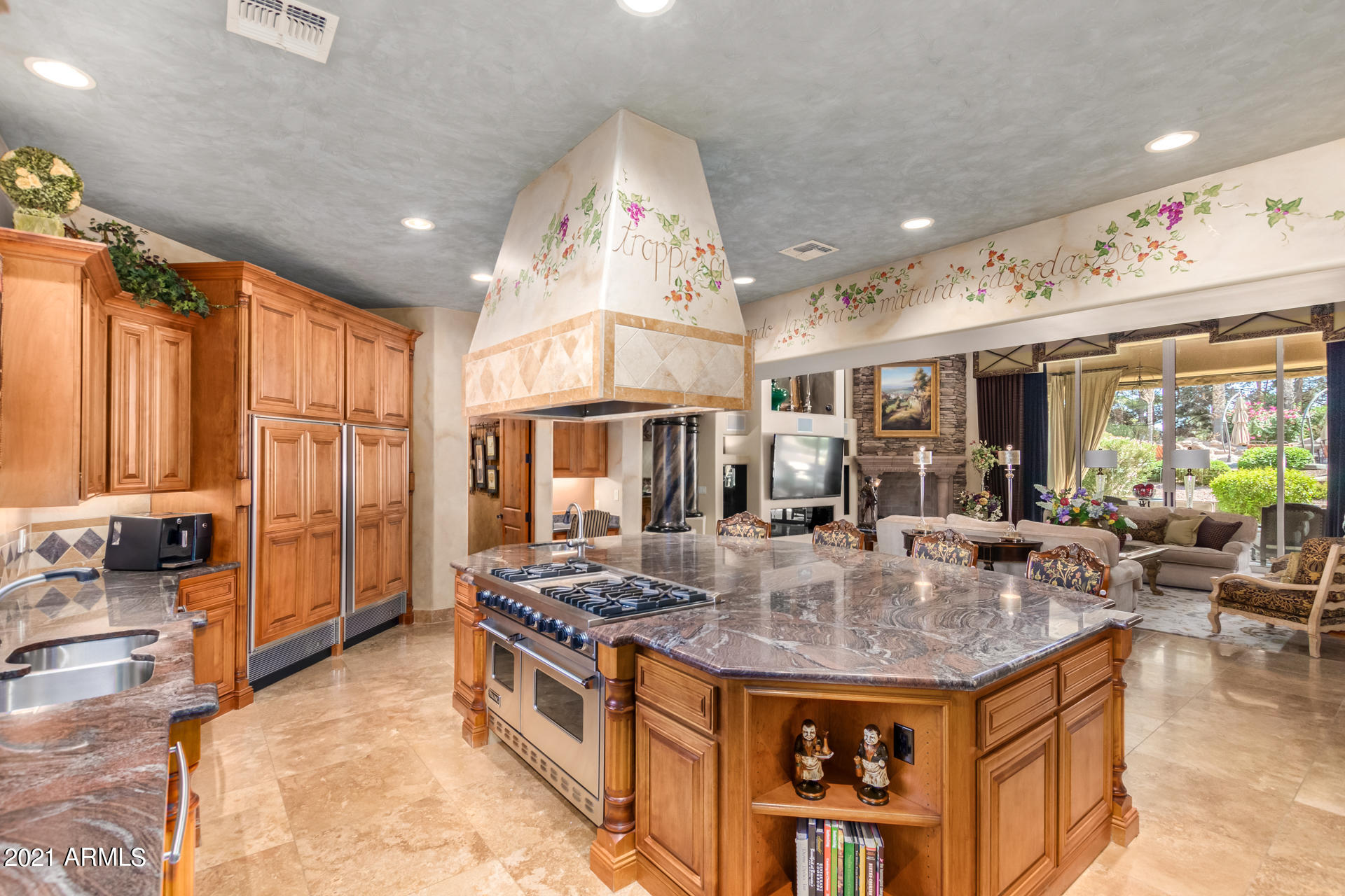 OAKWOOD HILLS ESTATES - Residential