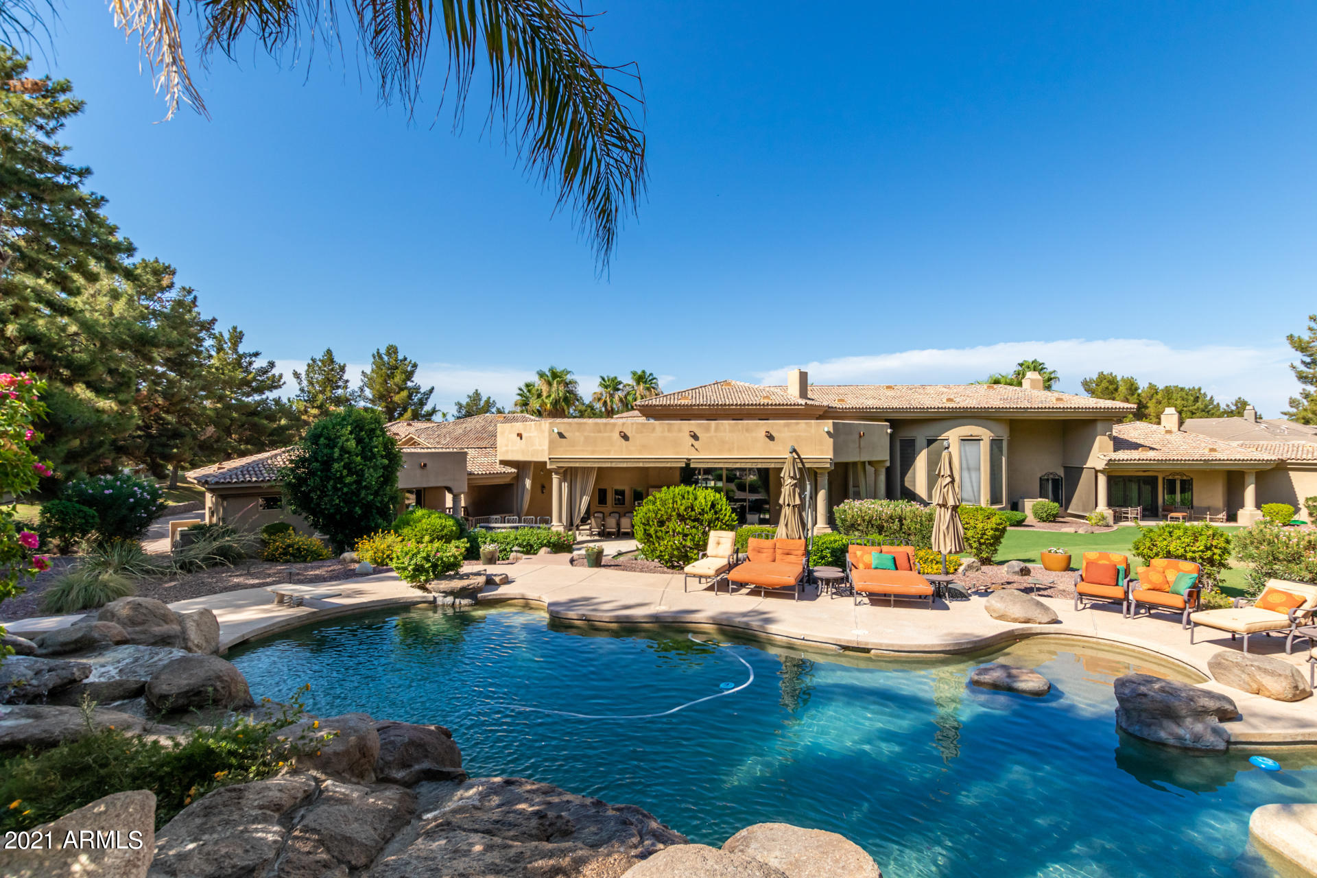 OAKWOOD HILLS ESTATES - Residential