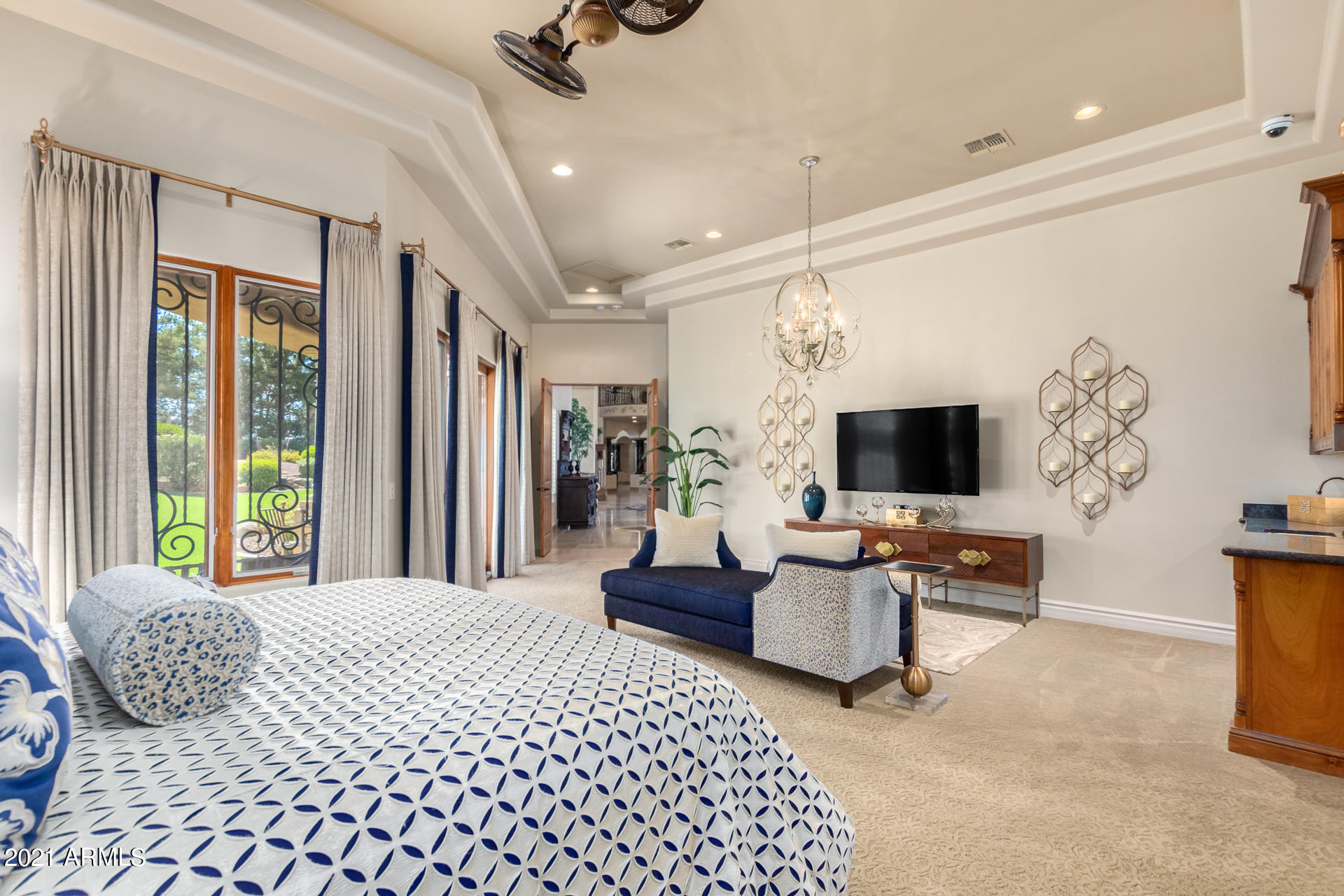 OAKWOOD HILLS ESTATES - Residential
