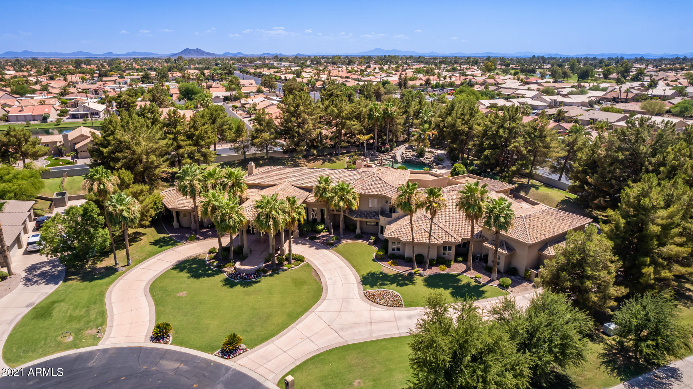 OAKWOOD HILLS ESTATES - Residential