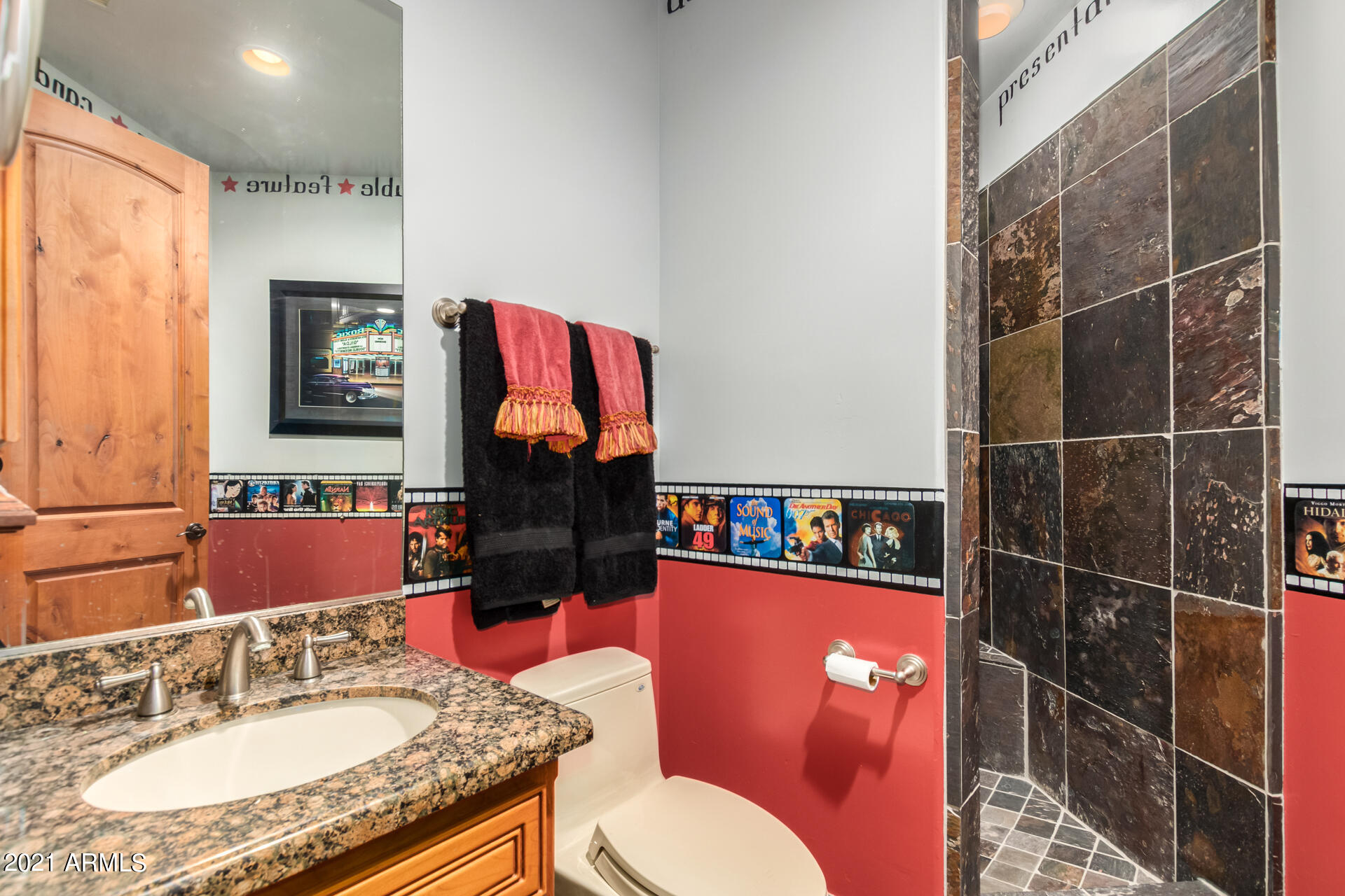 OAKWOOD HILLS ESTATES - Residential