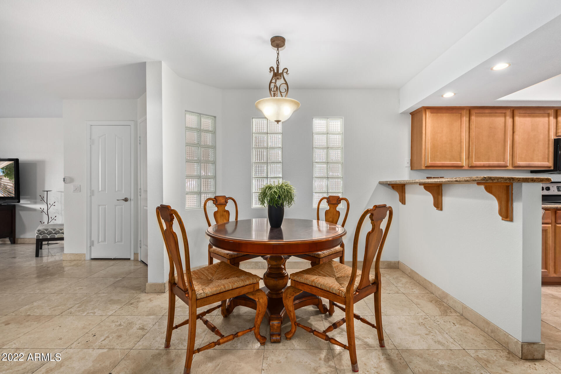 CAMELBACK FOUNTAINS CONDOMINIUMS - Residential Lease