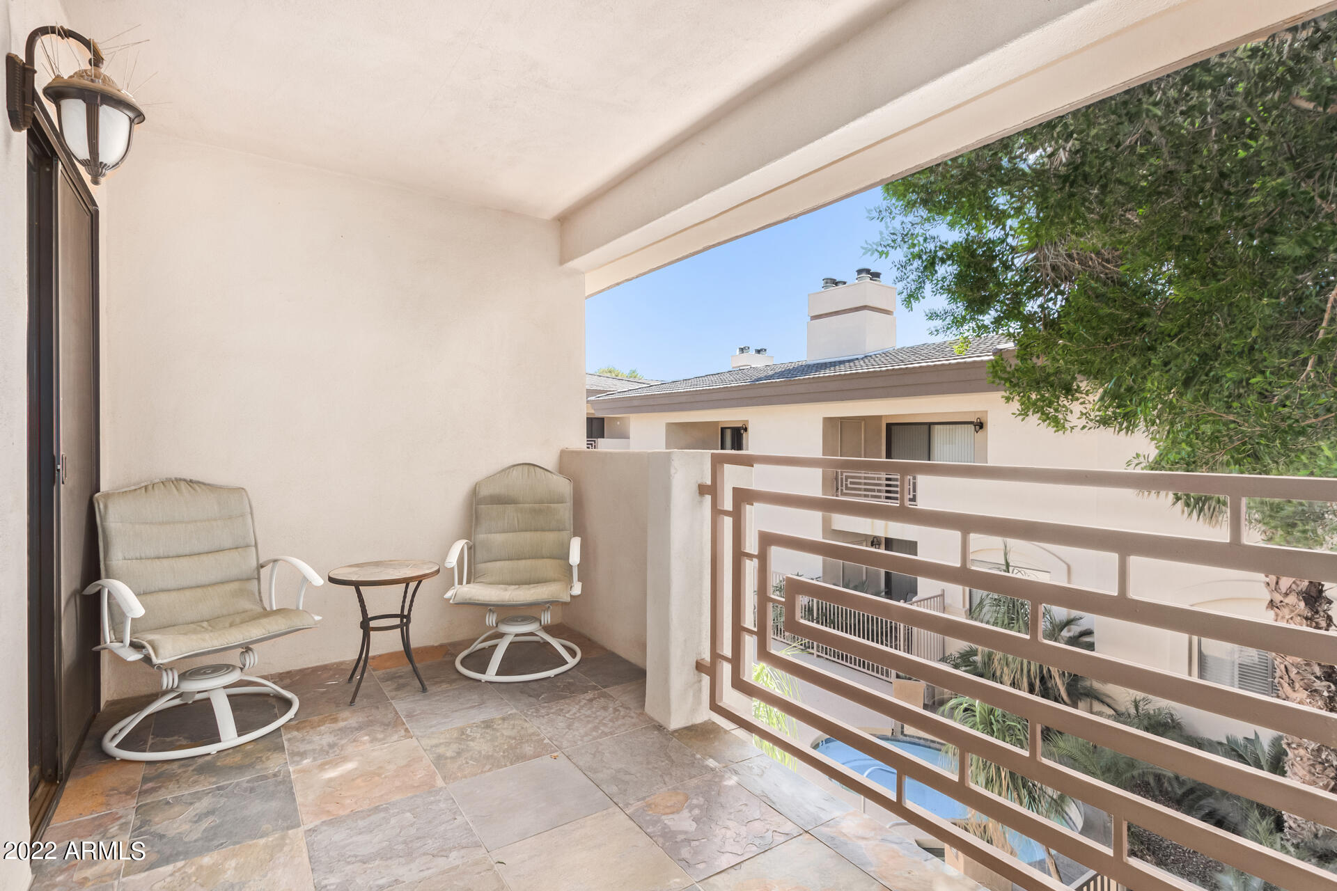 CAMELBACK FOUNTAINS CONDOMINIUMS - Residential Lease