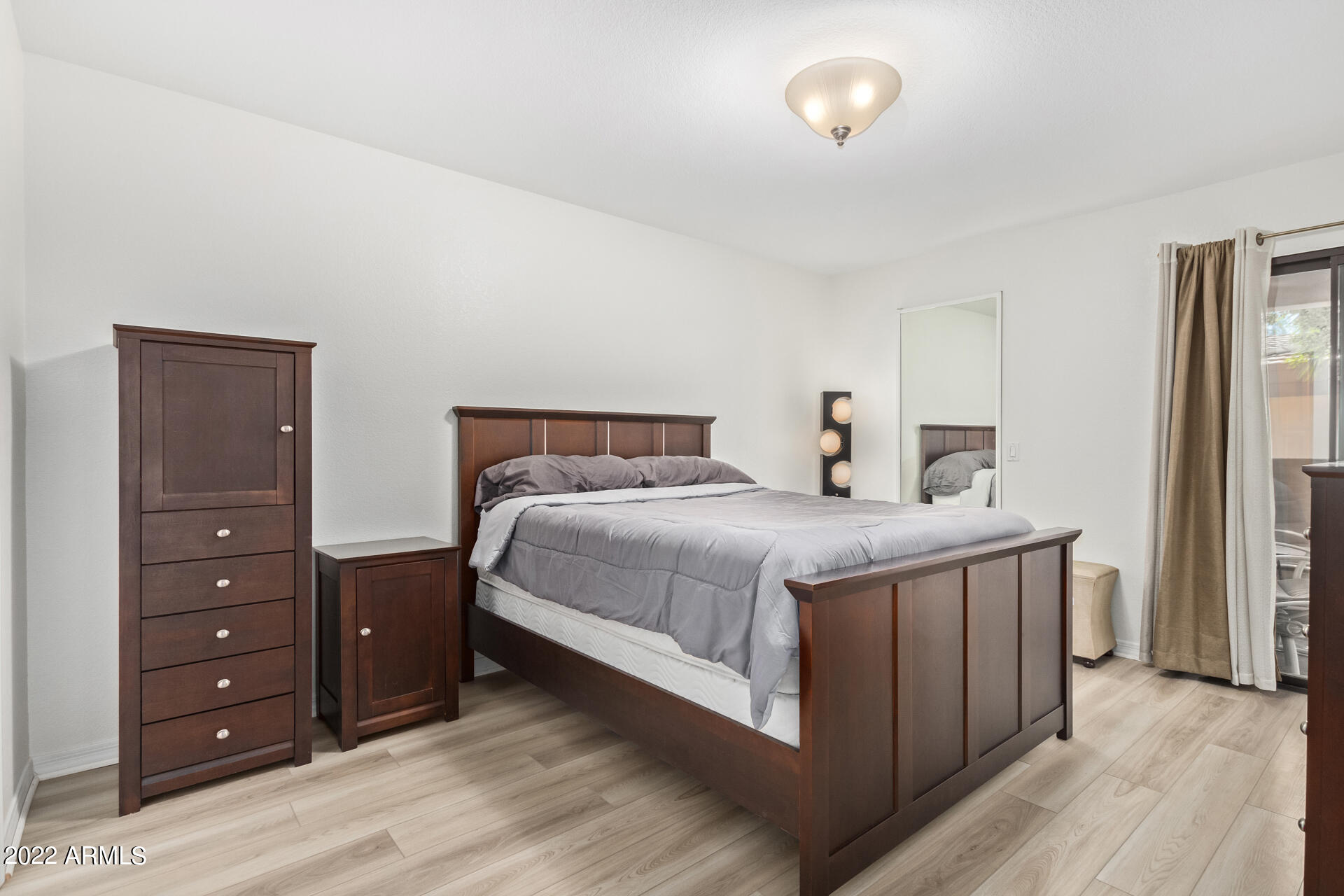 CAMELBACK FOUNTAINS CONDOMINIUMS - Residential Lease