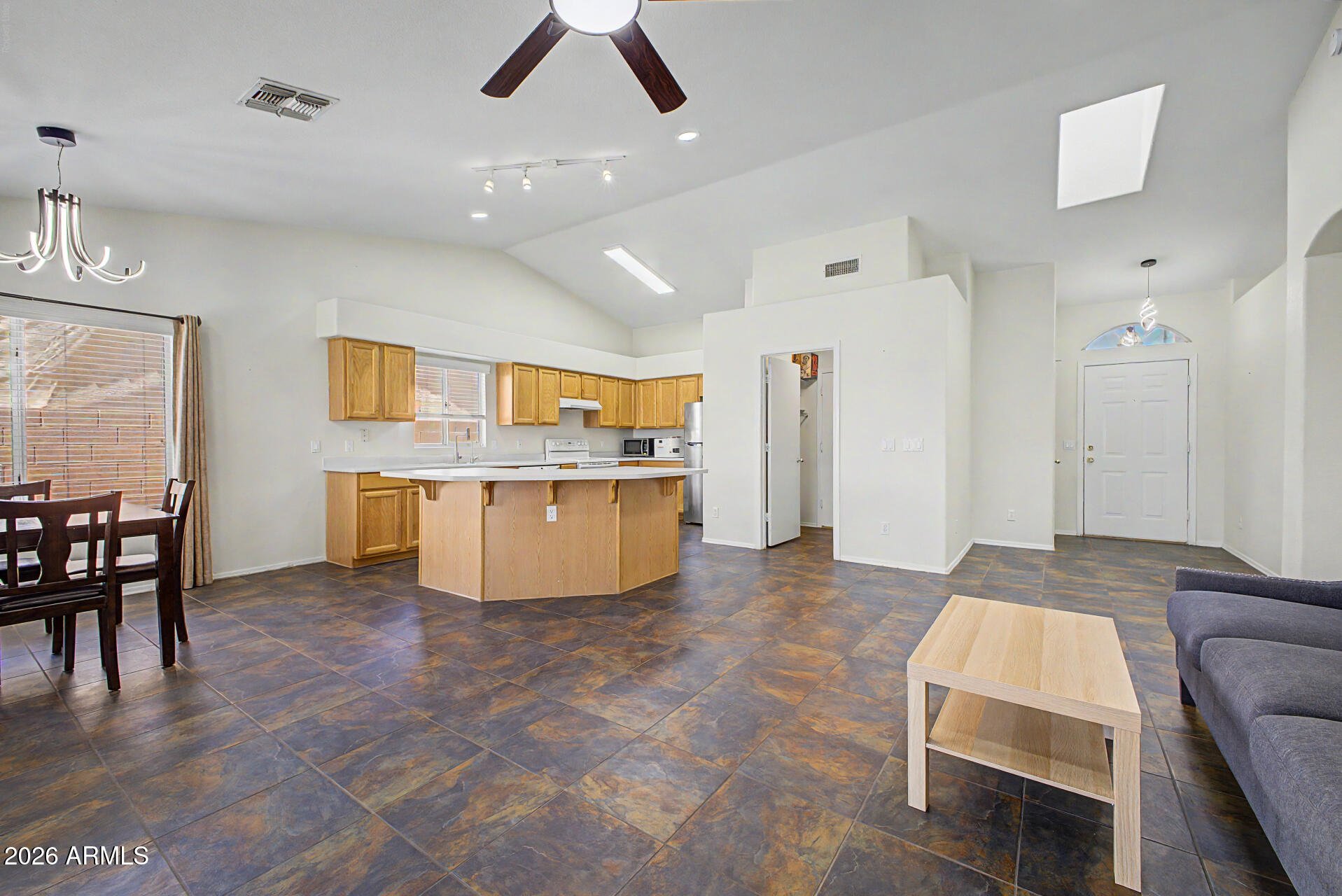 PARADISE COVE - Residential