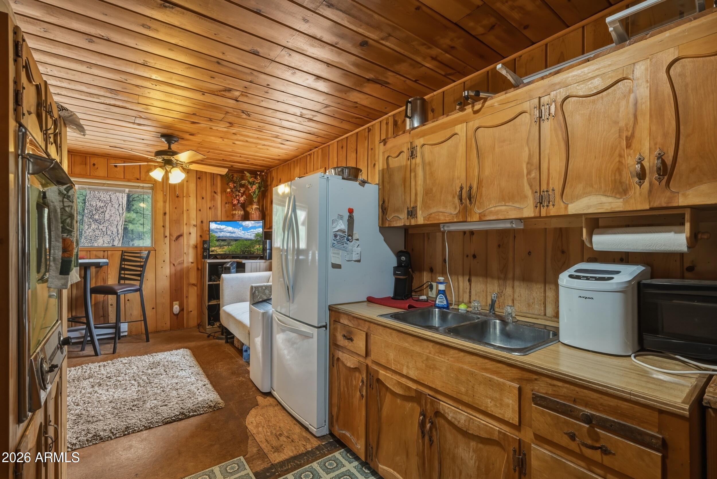 CLEAR CREEK PINES 5 - Residential