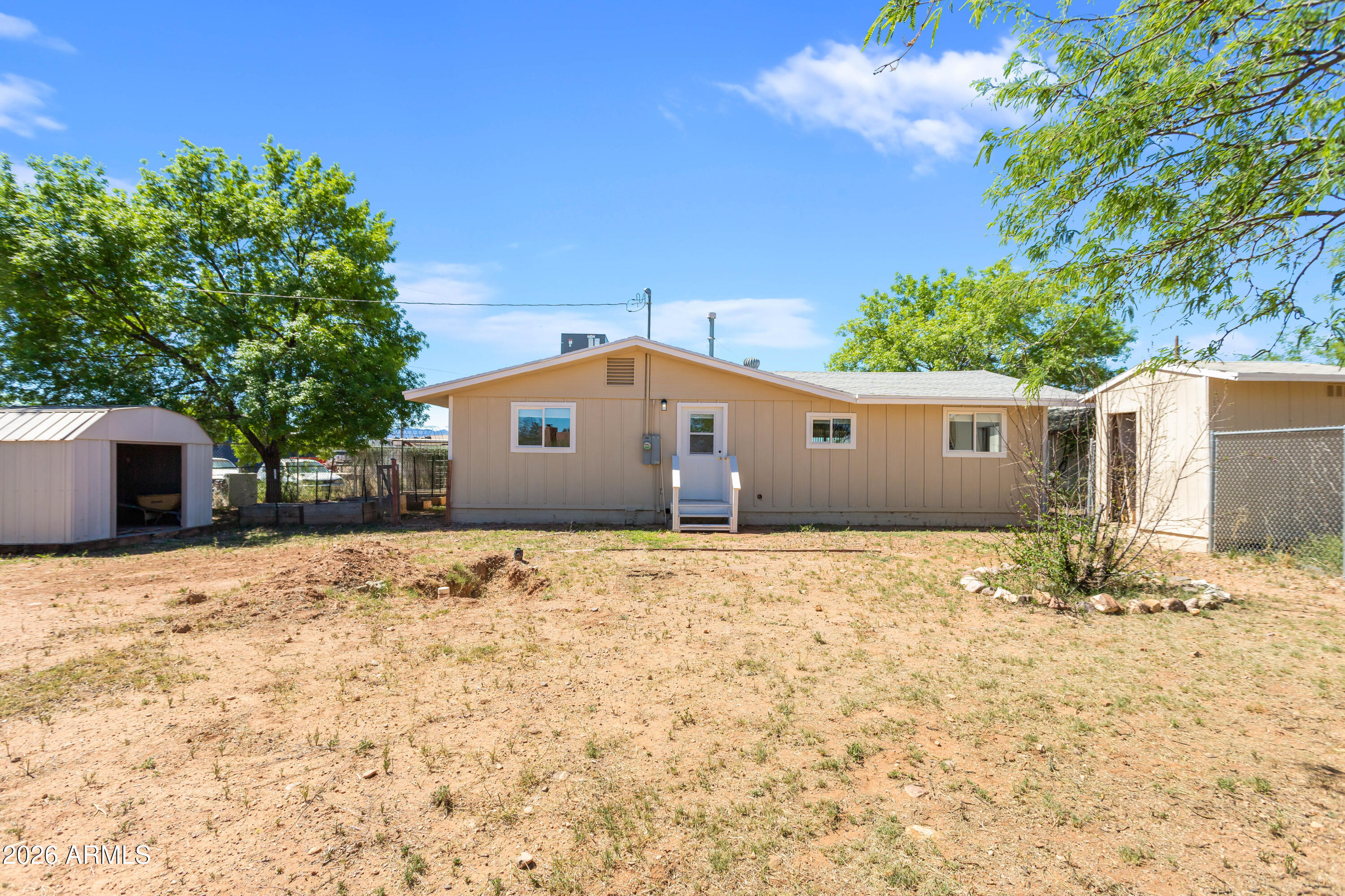 HODGINS ACRES - Residential