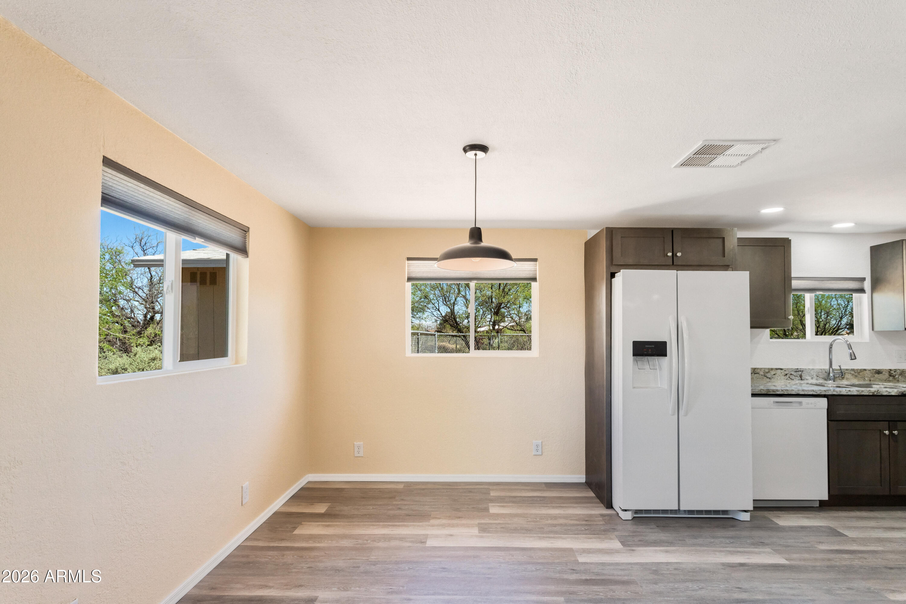 HODGINS ACRES - Residential