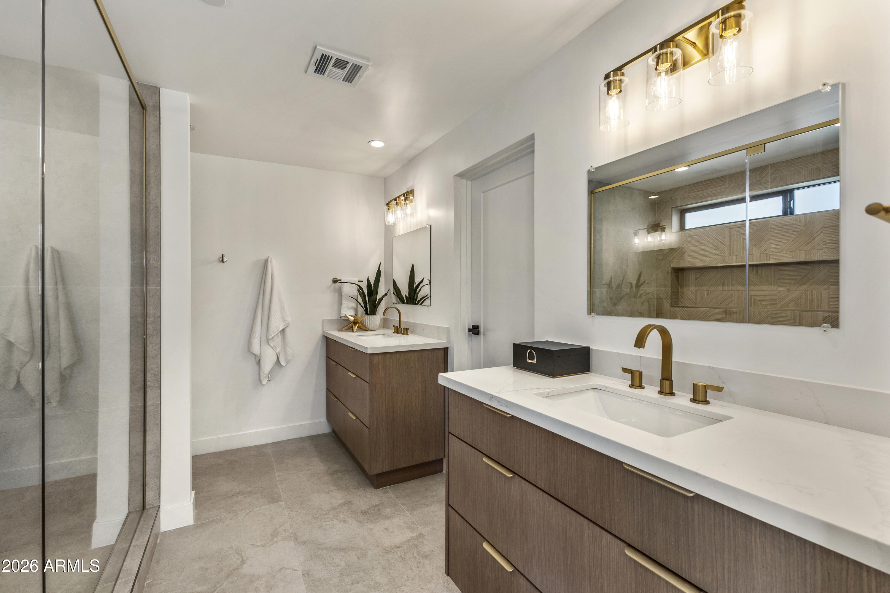 PARKCREST - Residential Lease